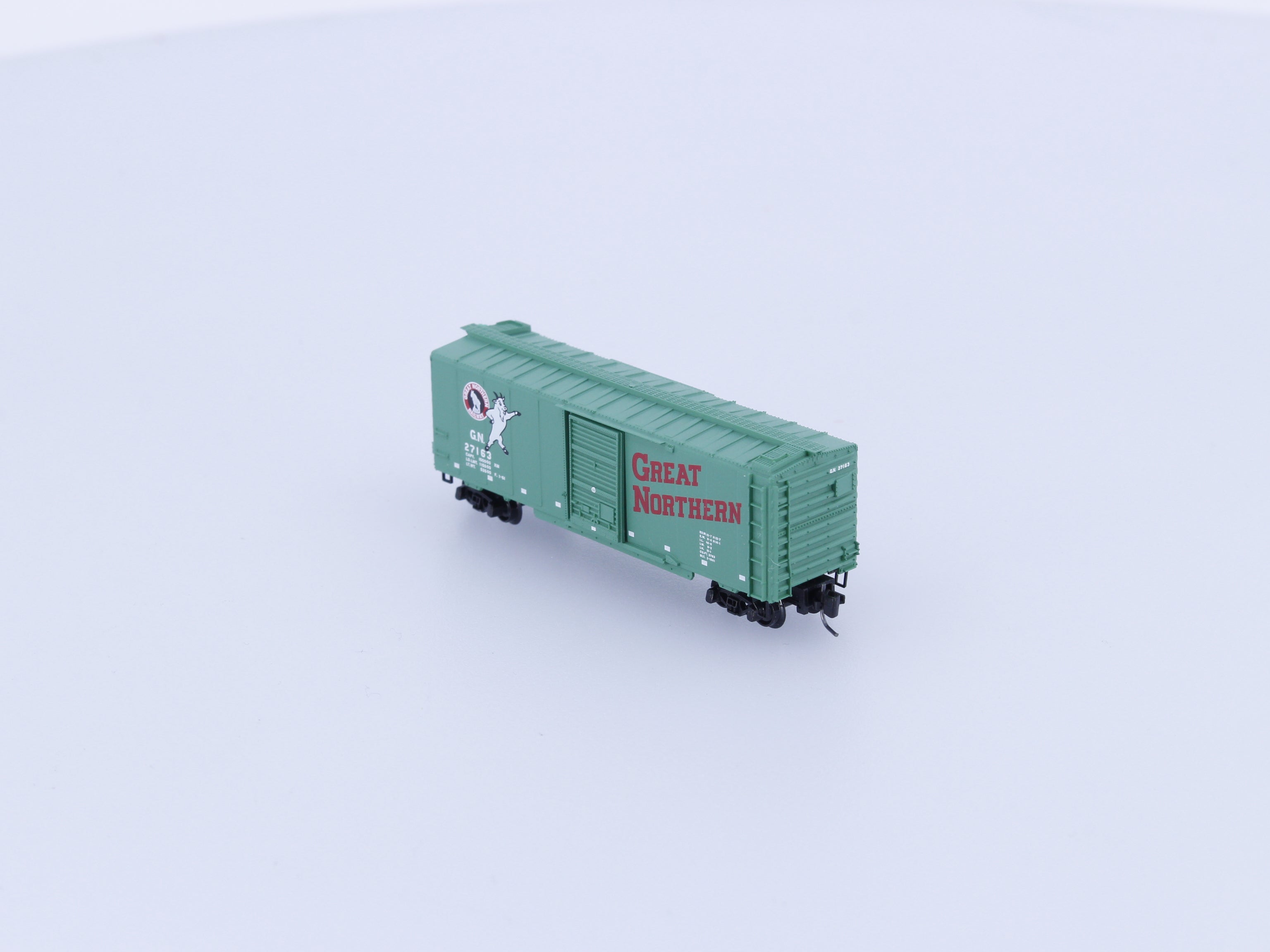 Micro Trains 500 00 442 Z 40' Standard Box Car Single Door Great Northern (GN) 27163