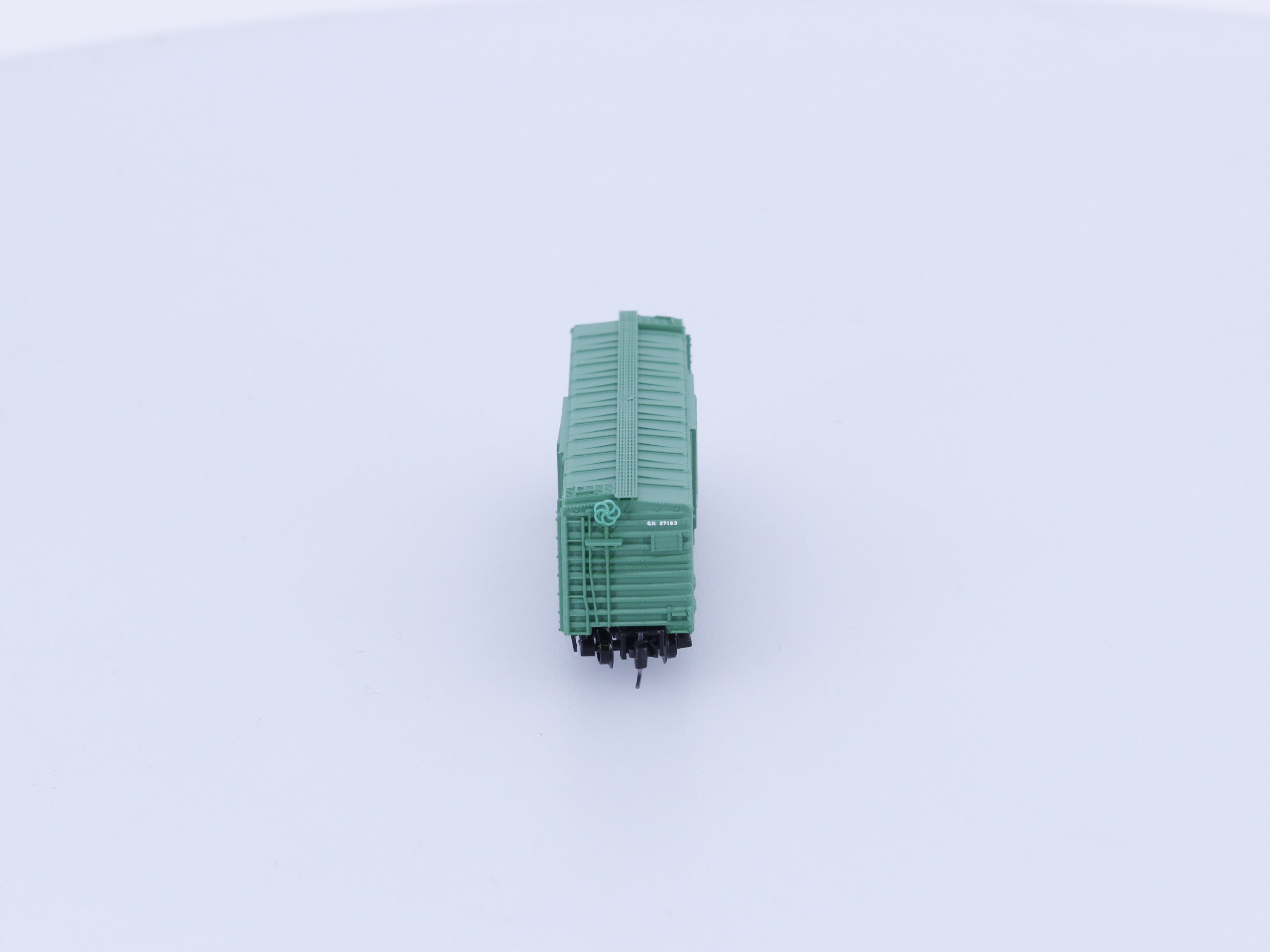 Micro Trains 500 00 442 Z 40' Standard Box Car Single Door Great Northern (GN) 27163