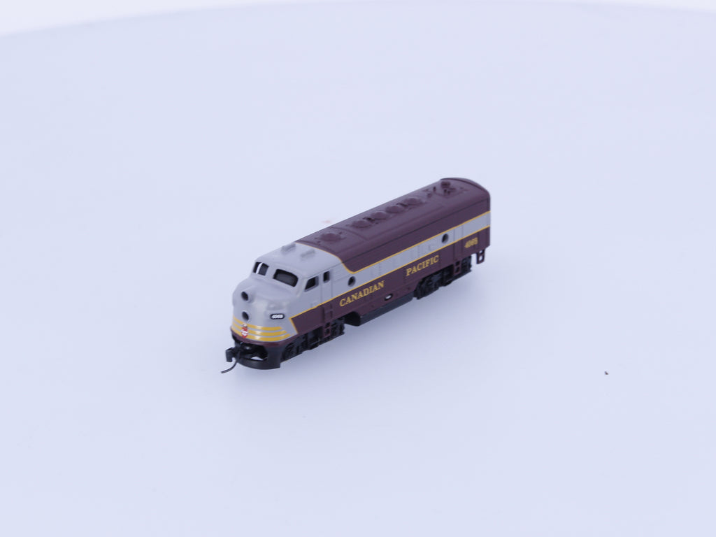 Micro Trains 14012-2 Z F7 A-Unit Diesel Locomotive Canadian Pacific (CP) 4069 Analog DC