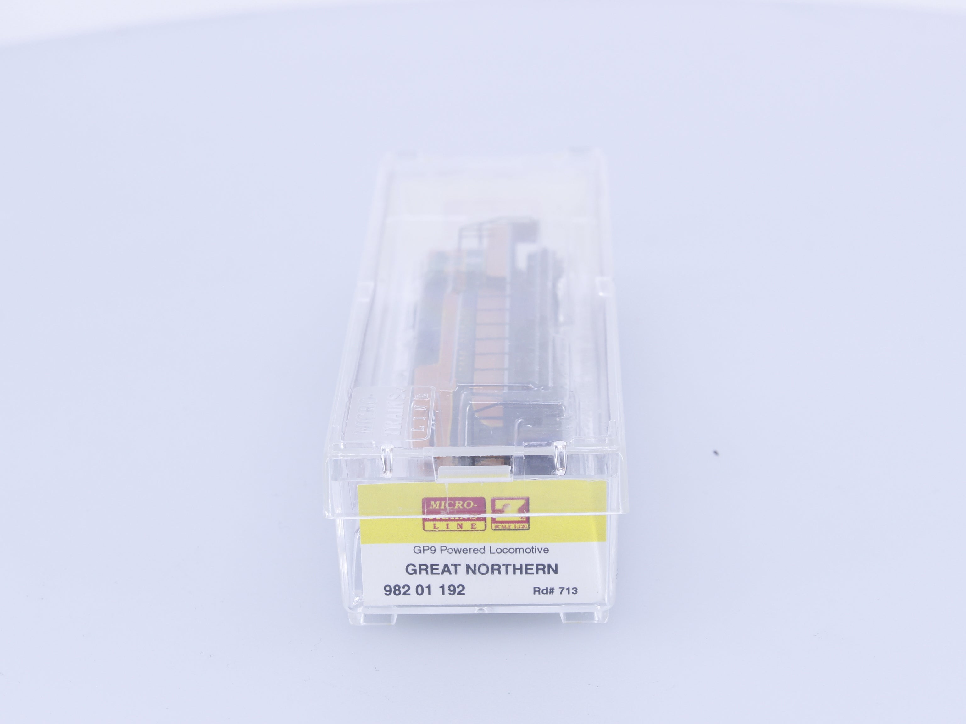 Micro Trains 982 01 192 Z GP9 Diesel Locomotive Great Northern (GN) 713 Analog DC