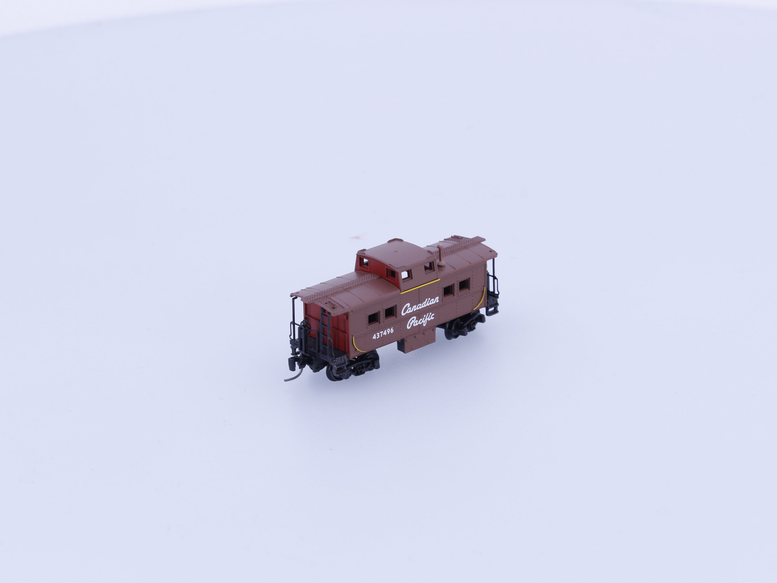 Micro Trains 535 00 170 Z Caboose Canadian Pacific (CP) 437496 (#1)