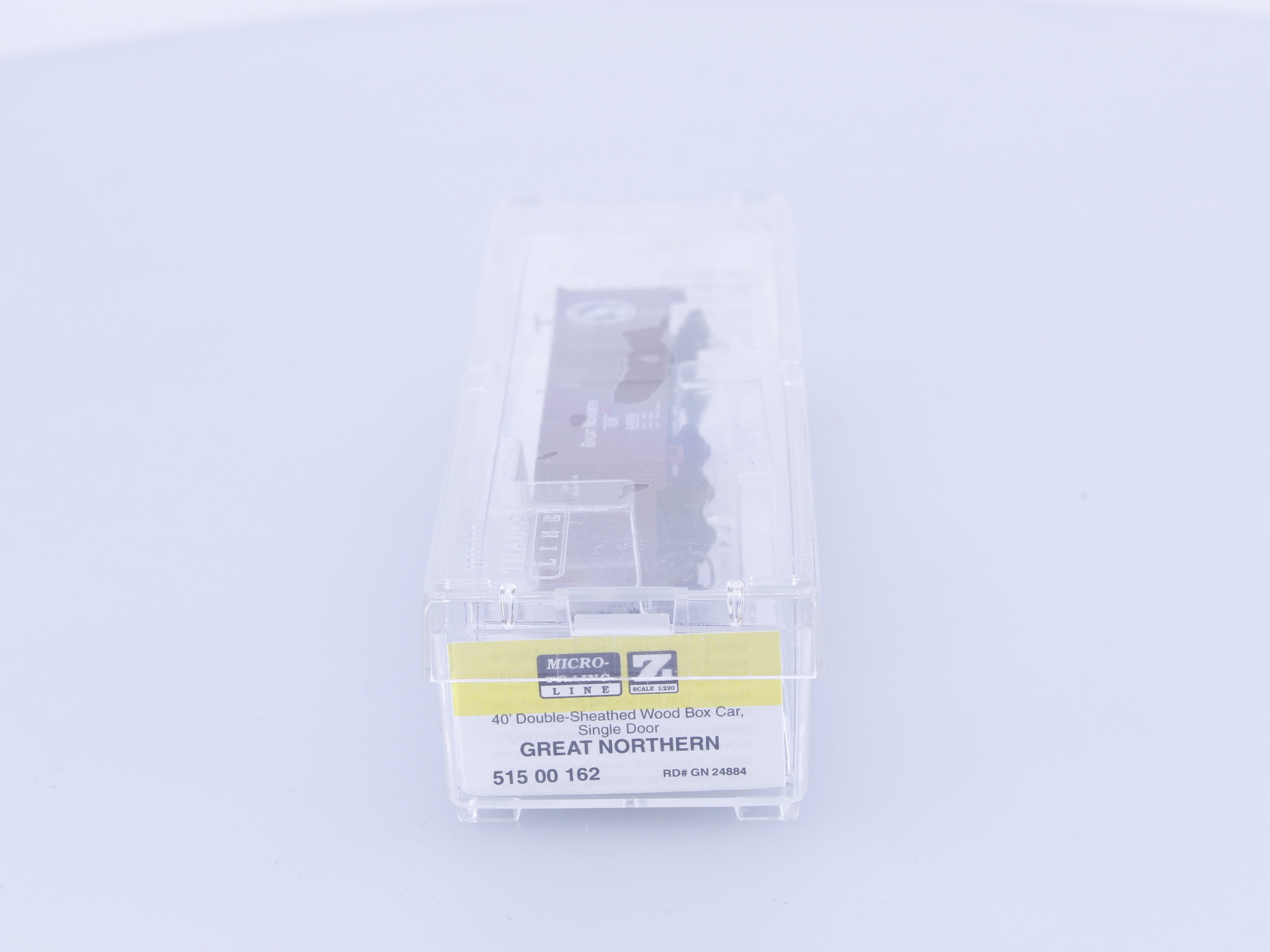Micro Trains 515 00 162 Z 40' Double-Sheathed Wood Box Car, Single Door Great Northern (GN) 24884