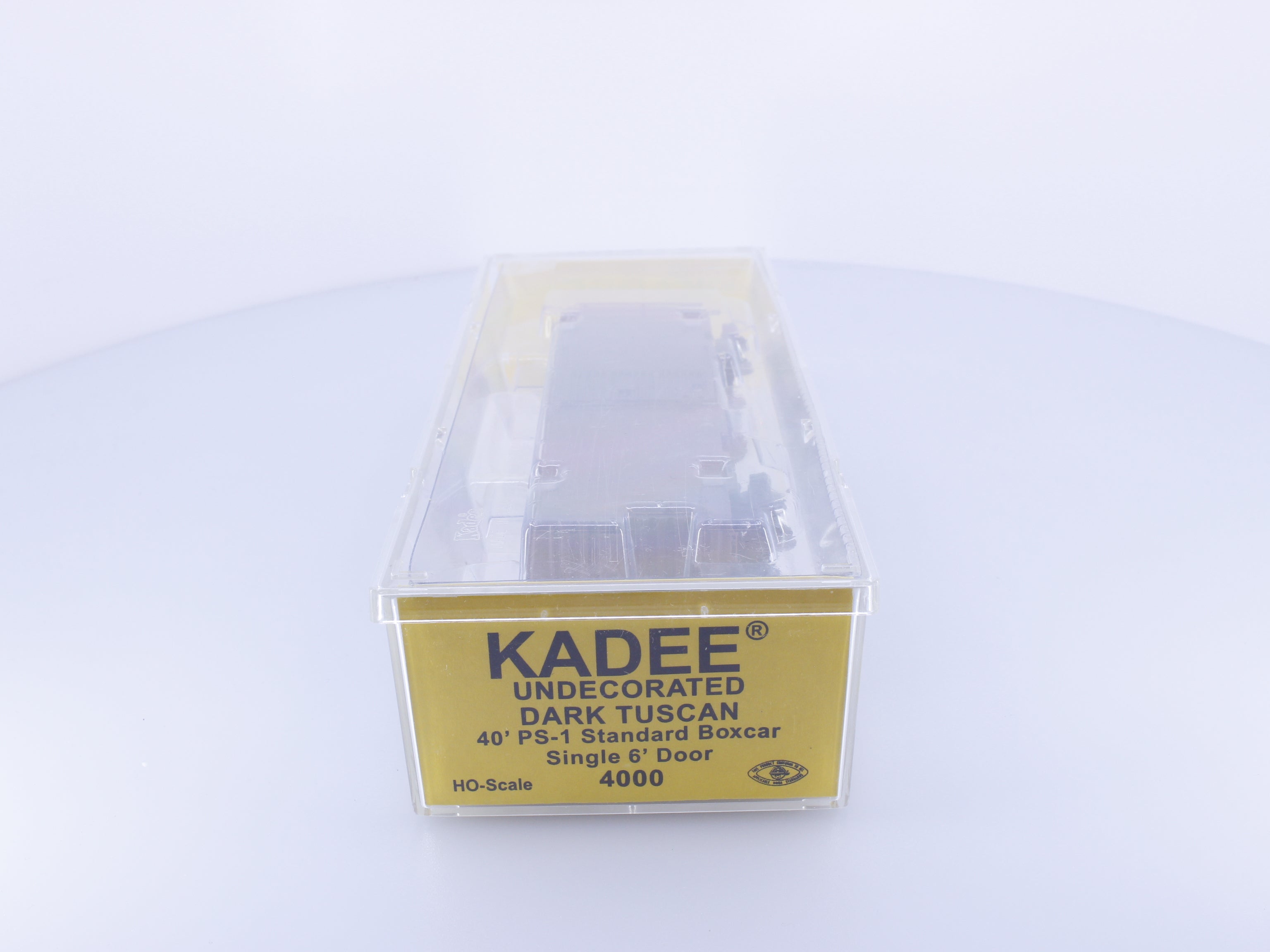 Kadee 4000 HO 40' PS-1 Standard Box Car Undecorated