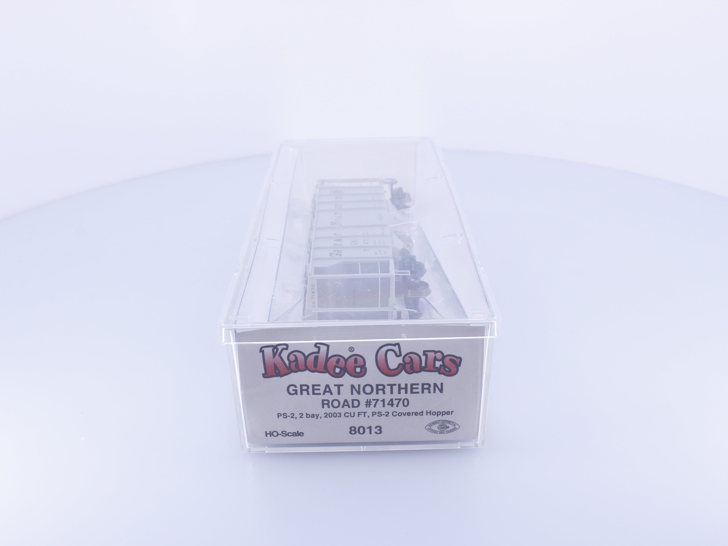 Kadee 8013 HO PS-2 2 Bay 2003 CU FT, Covered Hopper Great Northern (GN) 71470