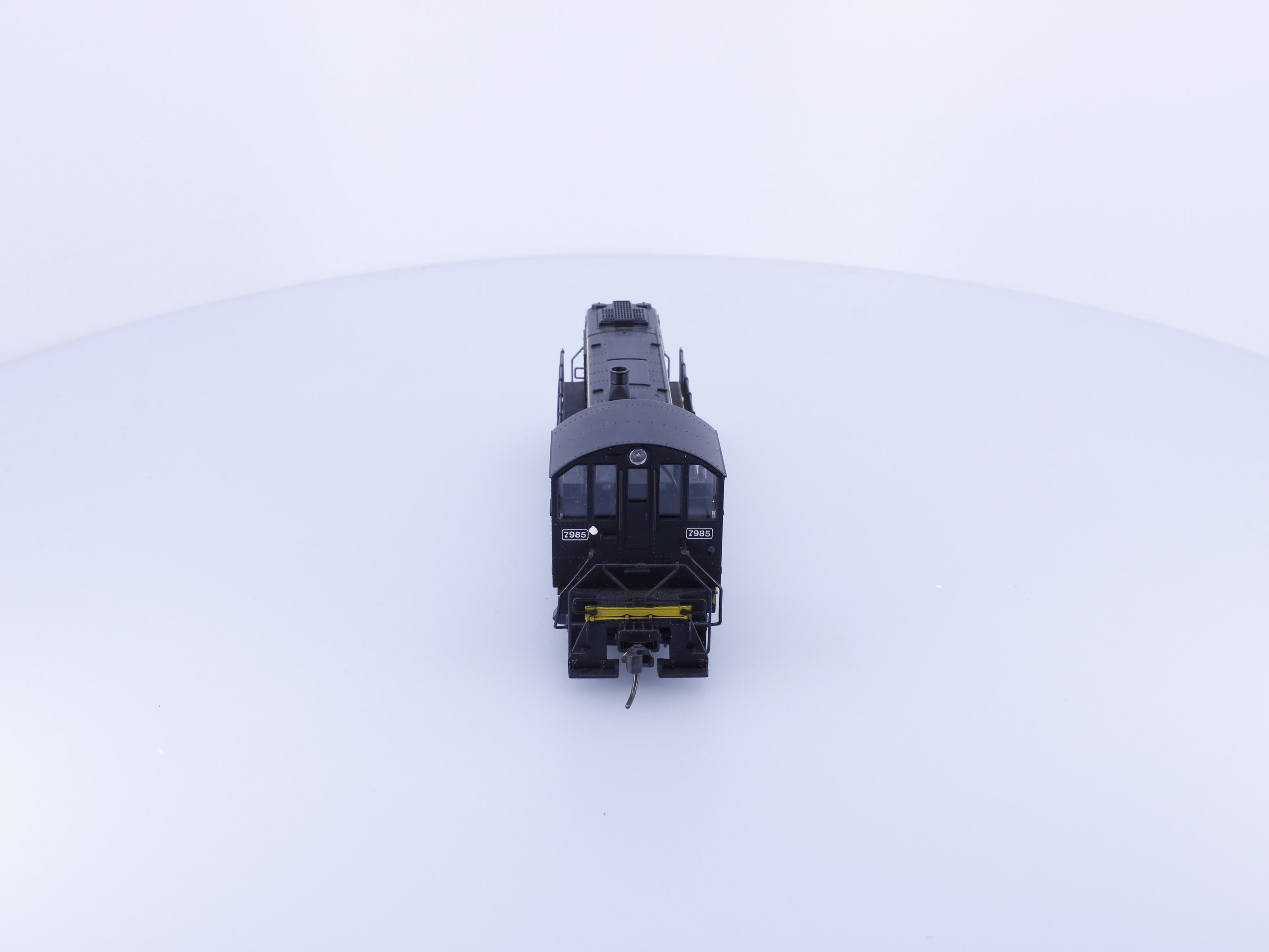 Atlas 8271 HO S-4 Diesel Locomotive Canadian National (CN) 7985 Analog DC