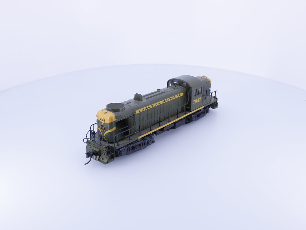 Atlas 8152 HO RS-3 Diesel Locomotive Canadian National (CN) 7847 Analog DC