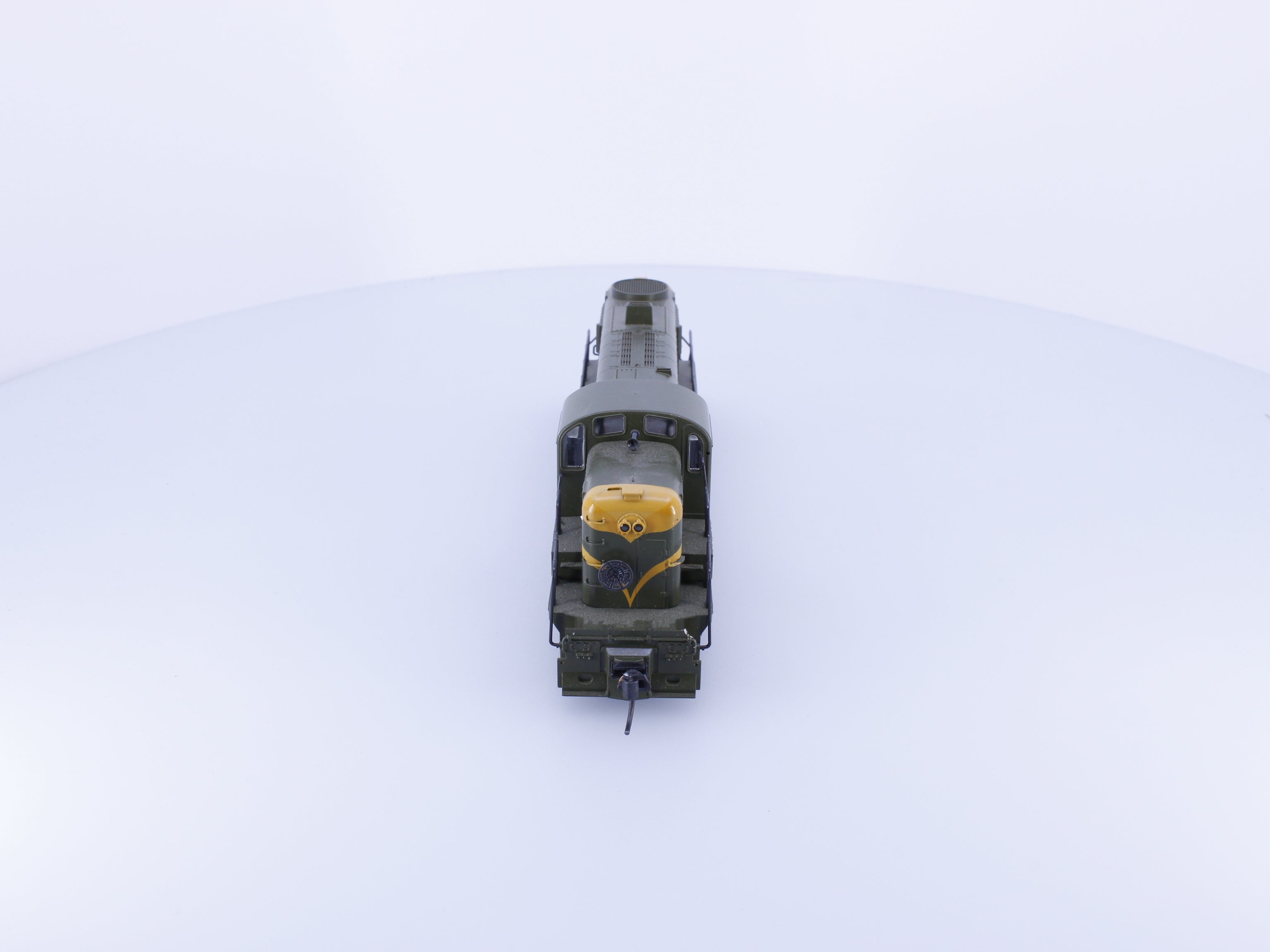 Atlas 8152 HO RS-3 Diesel Locomotive Canadian National (CN) 7847 Analog DC