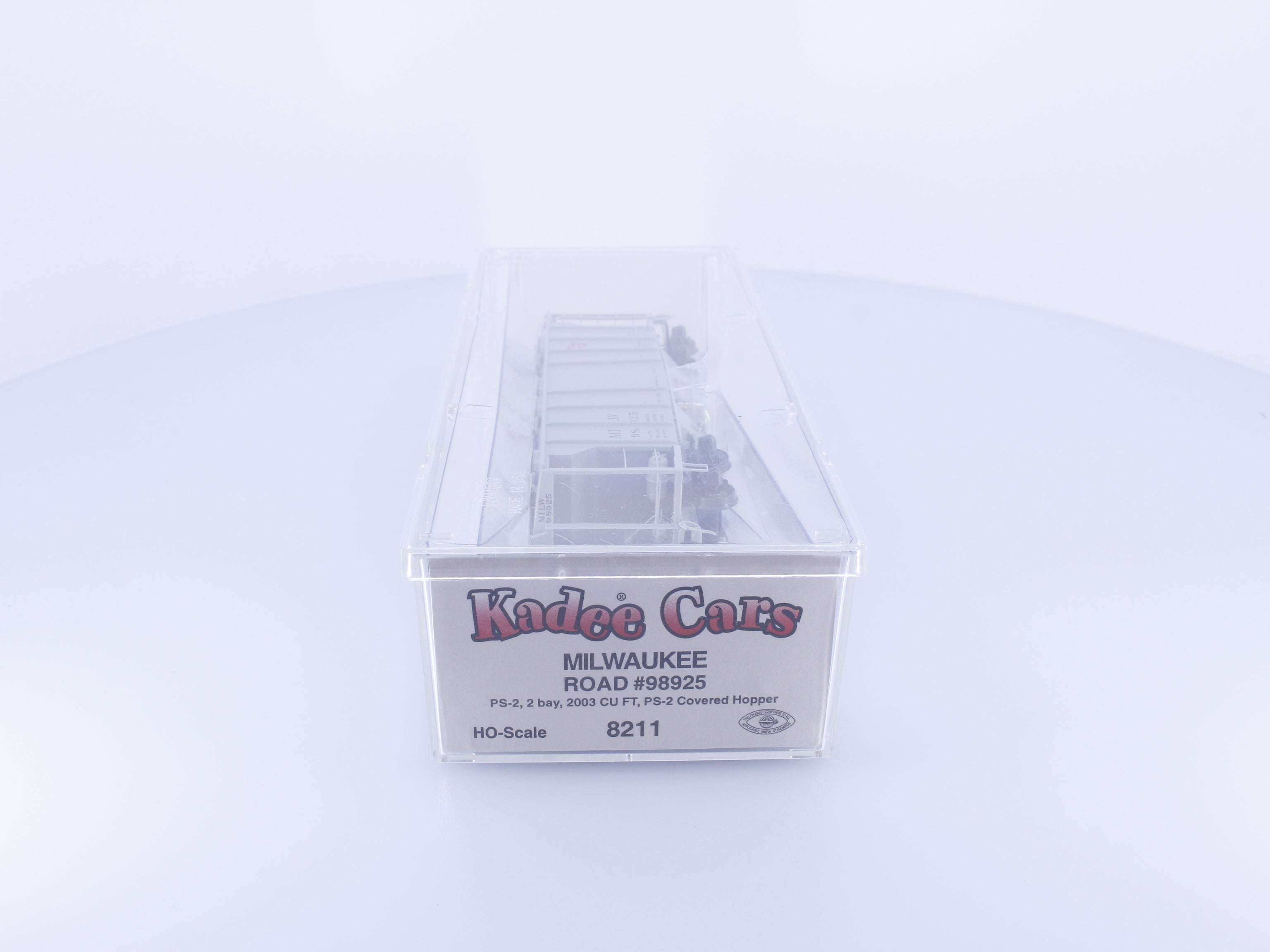 Kadee 8211 HO PS-2 2 Bay 2003 CU FT, Covered Hopper Milwaukee Road (MILW) 98925