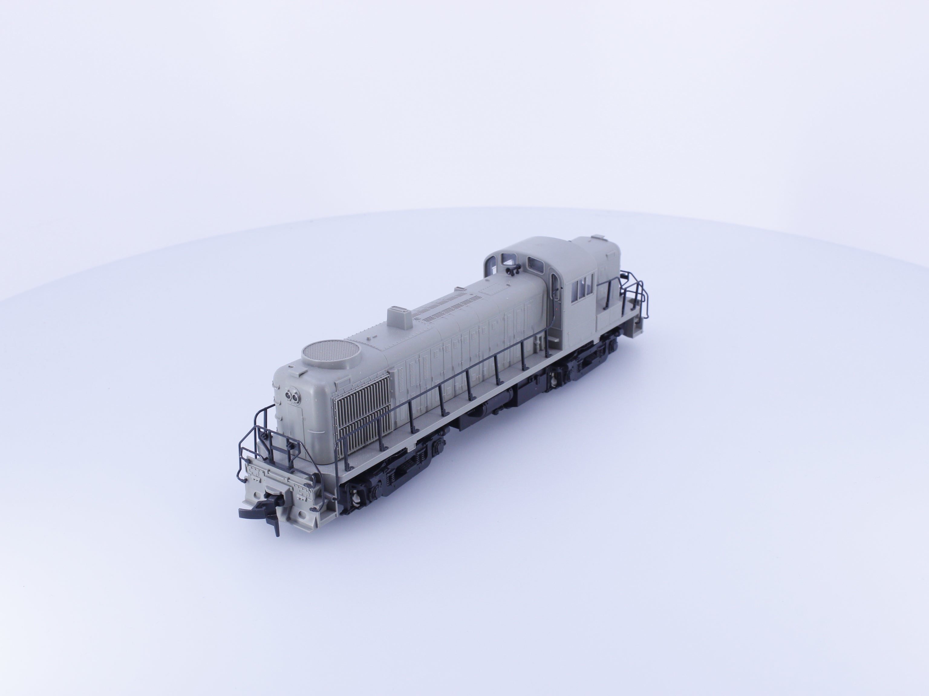 Atlas 7070 HO RS-3 Diesel Locomotive Undecorated Undecorated Analog DC