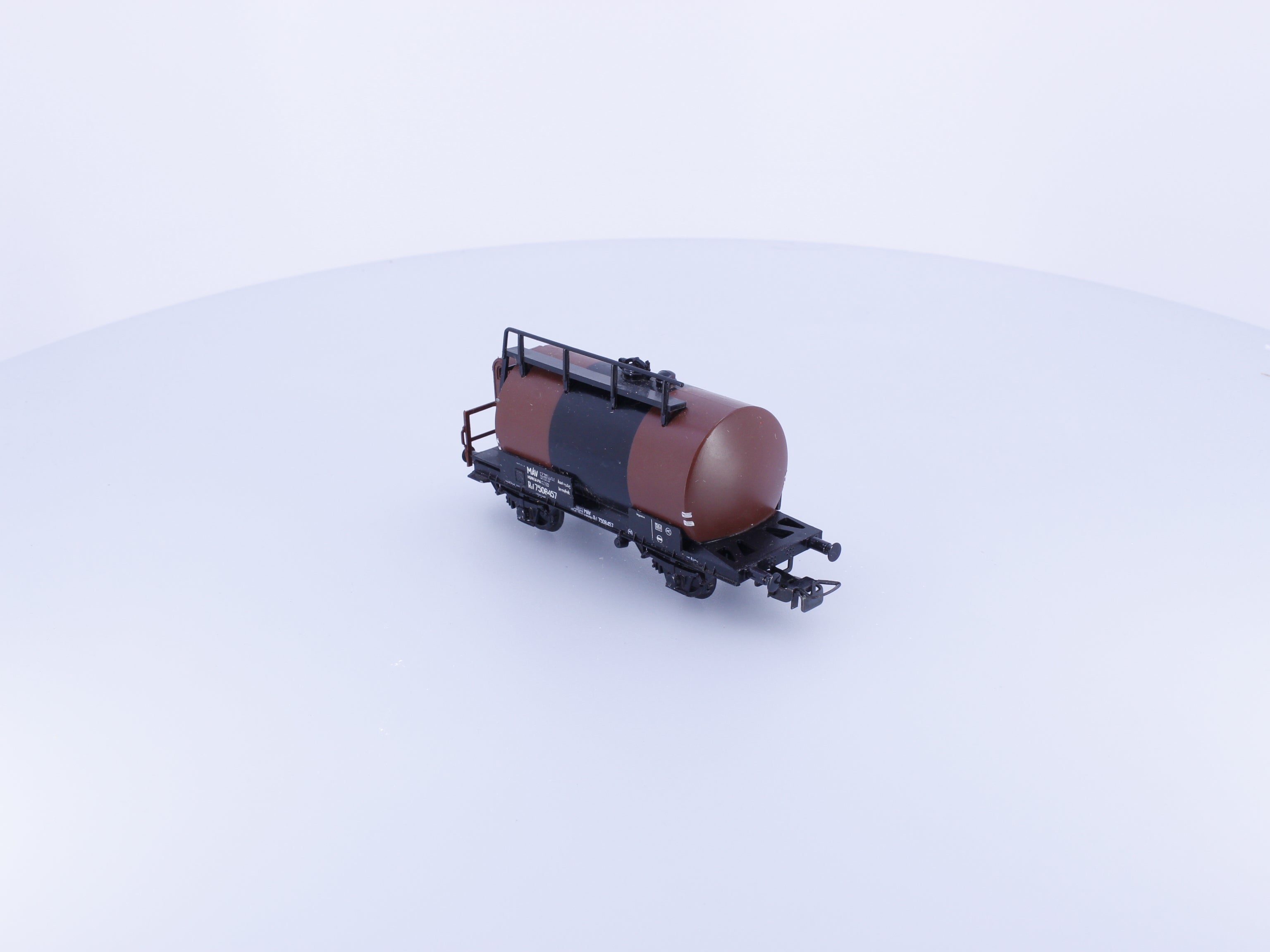 Piko 5/6408-019 HO MAV Tank Car 7508457