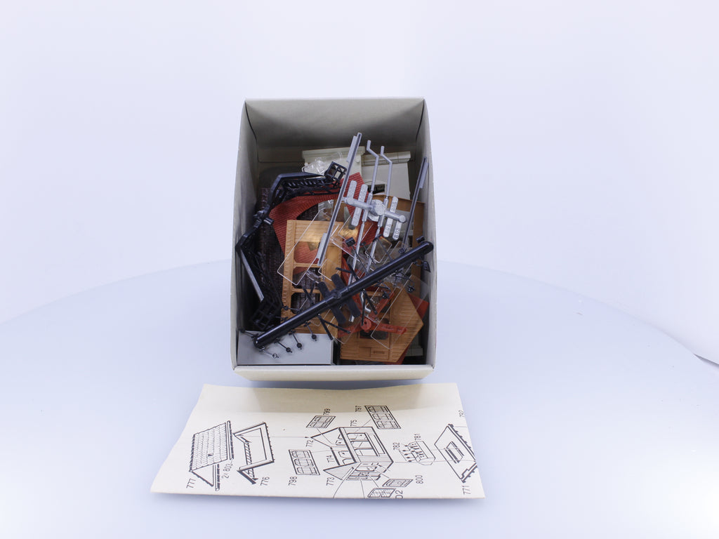 Kibri 9487 HO Stellwerk Marbach, Signal Box