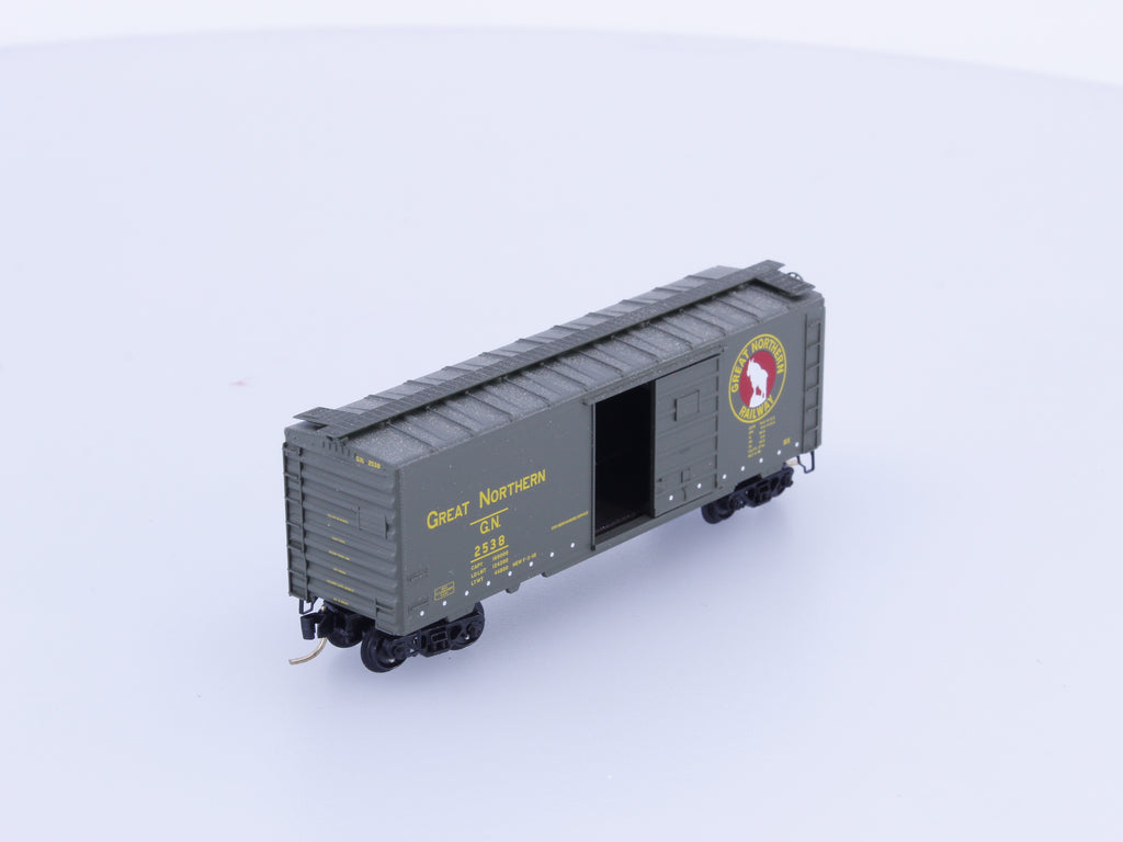Micro Trains 20406 N 40' Single Door Boxcar PS-1 Great Northern (GN) 2538