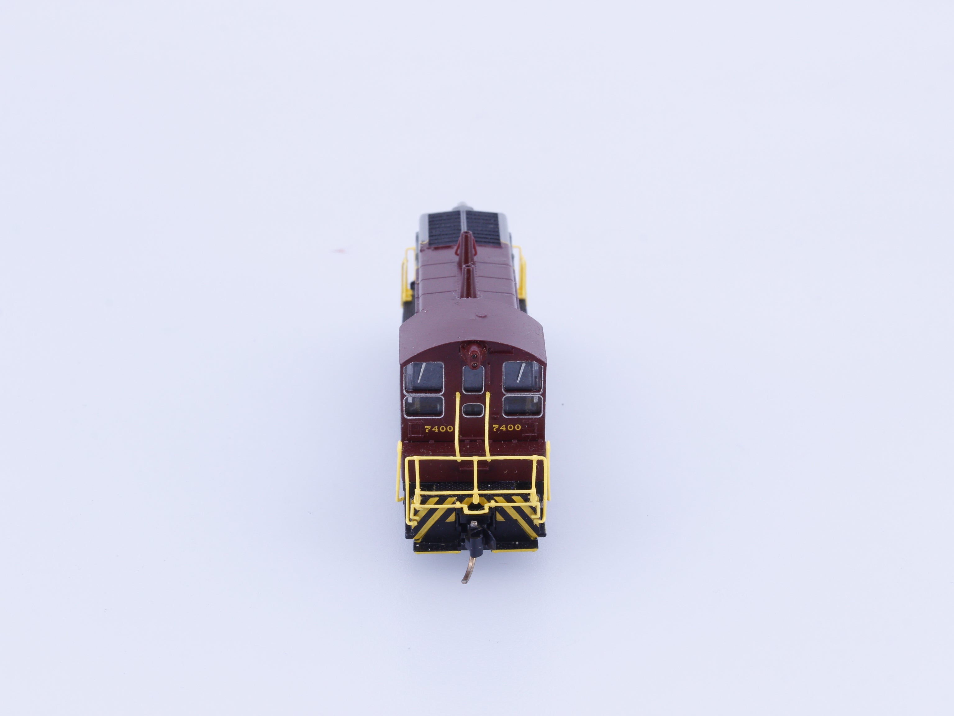 Lifelike 78997 N SW9/1200 Diesel Locomotive Canadian Pacific (CP) 7400 Analog DC