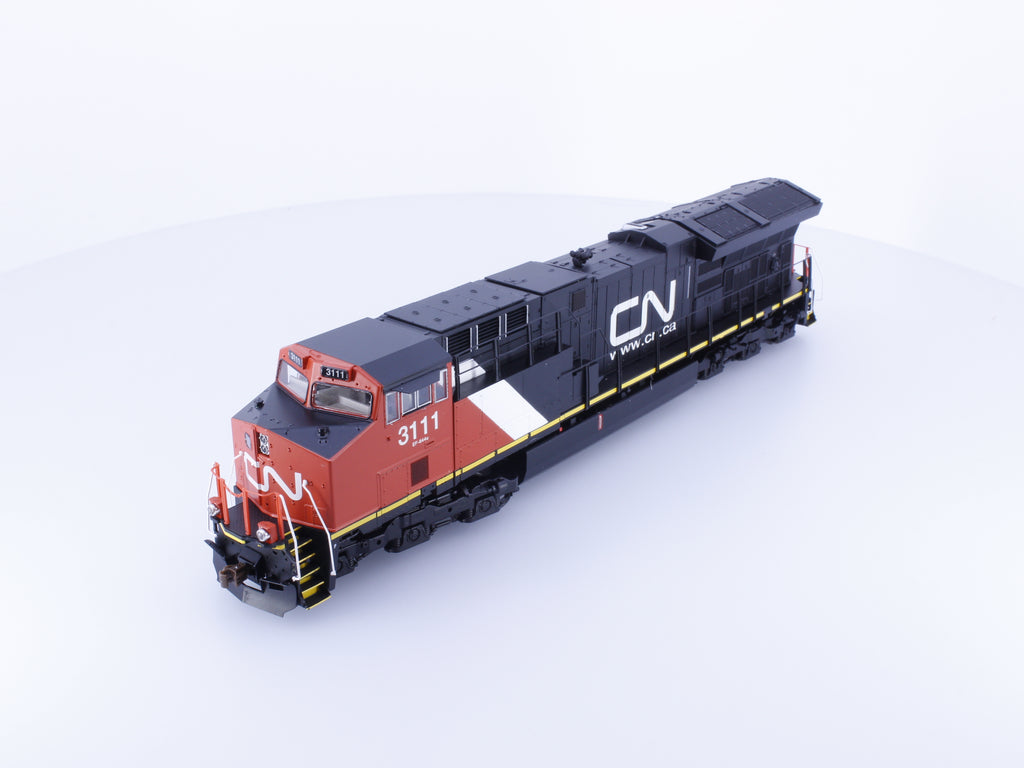 ScaleTrains SXT10441 HO GE Tier 4 GEVO ET44AC Diesel Locomotive Canadian National (CN) 3111 DCC & Sound