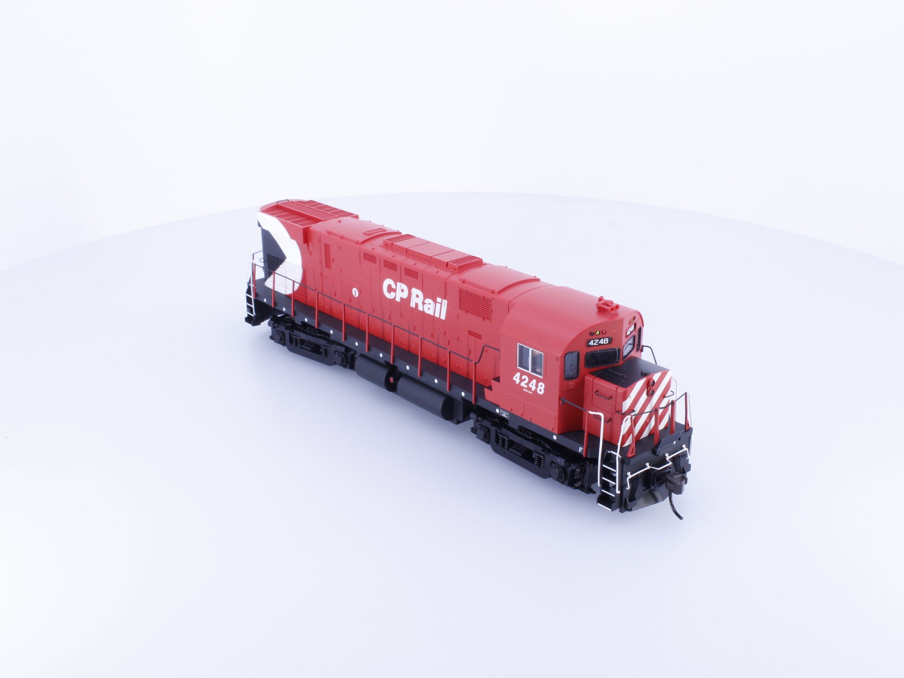 Atlas 550256 HO MLW C424 Phase III Diesel Locomotive Canadian Pacific (CP) 4248 Analog DC
