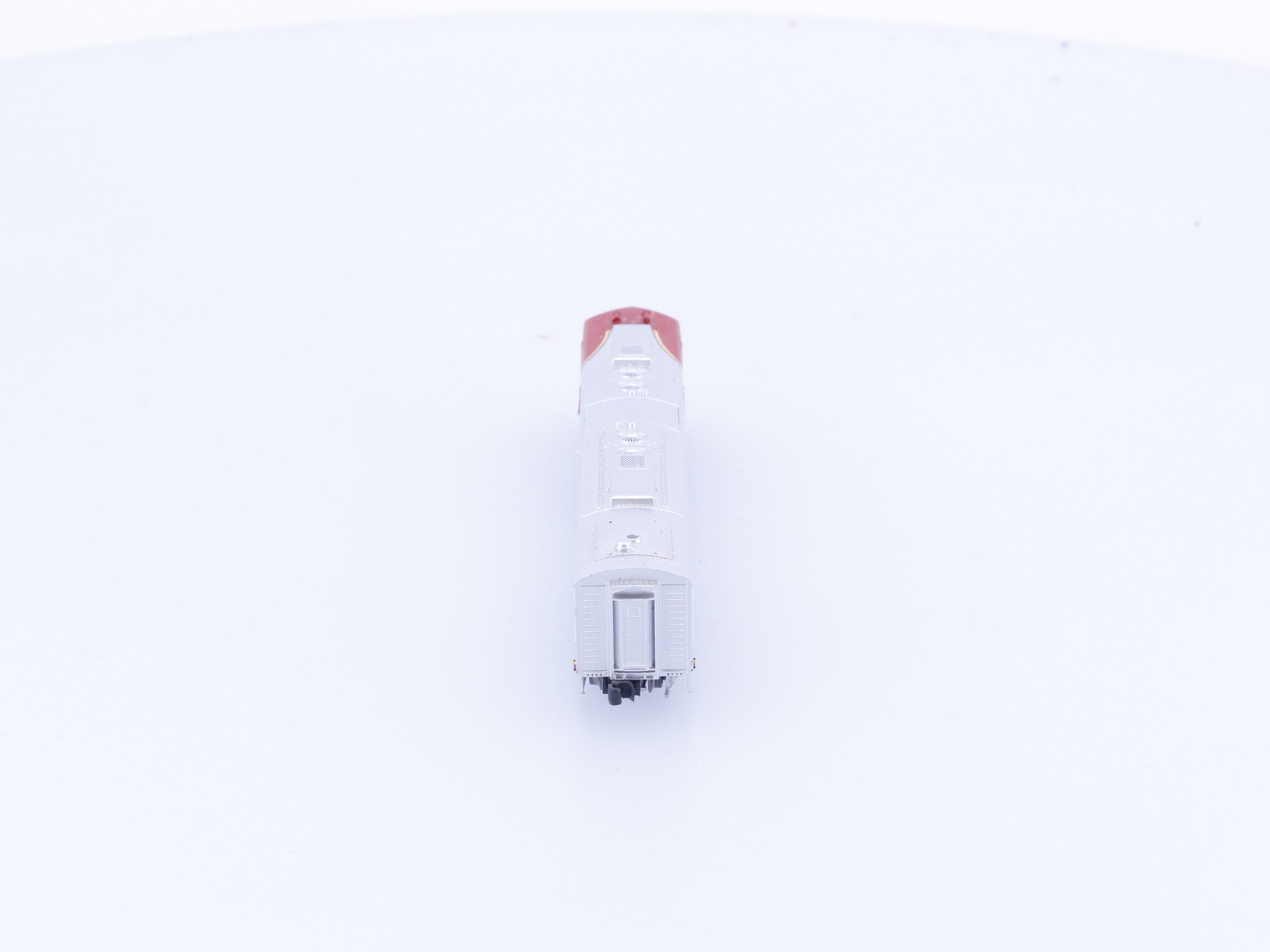 AZL 62601-2 Z E8A - E9A Diesel Locomotive Atchison Topeka and Santa Fe (ATSF) 84 Analog DC