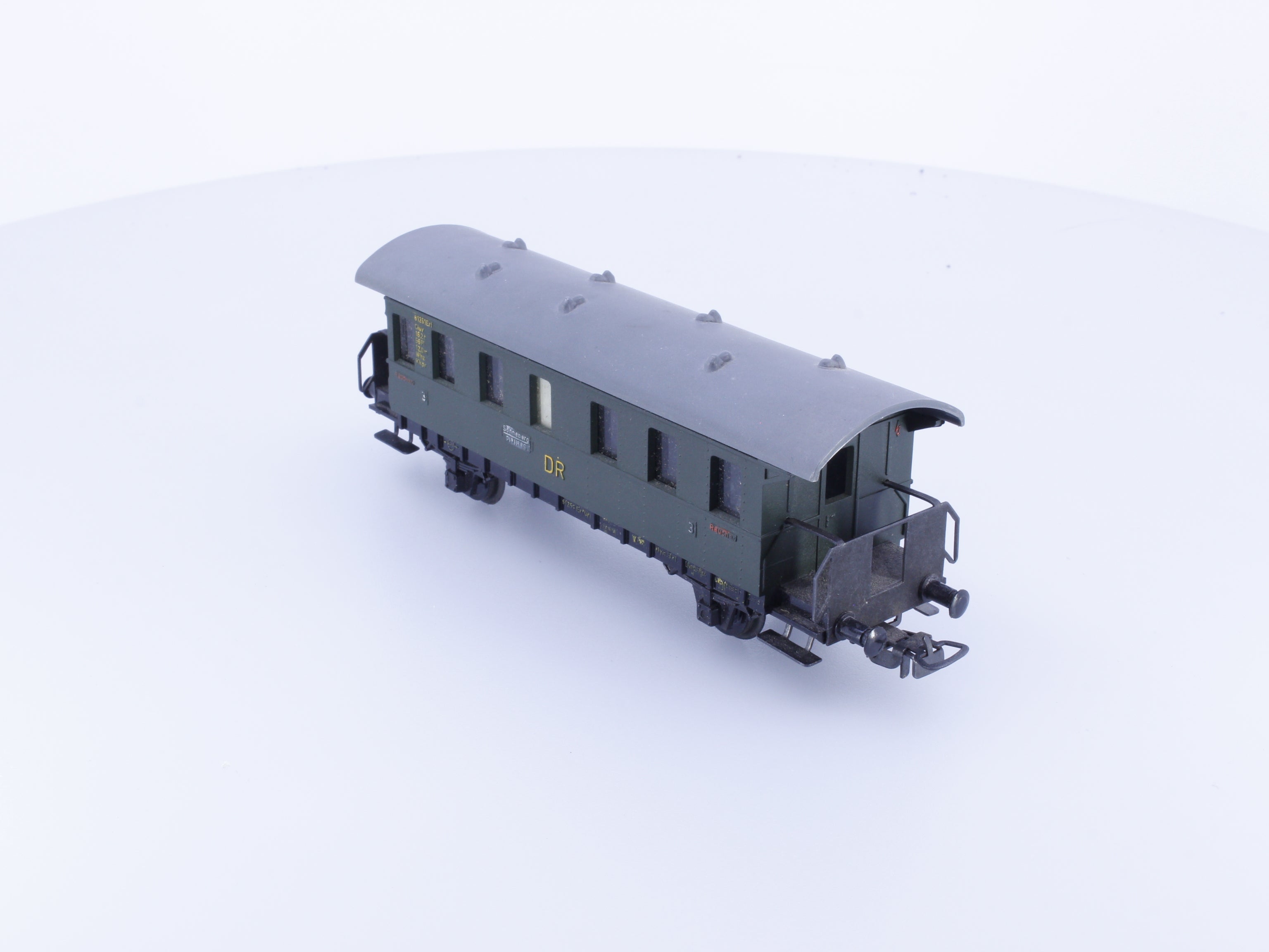 Piko PC3C HO DR 3rd Class Passenger Car (#1)