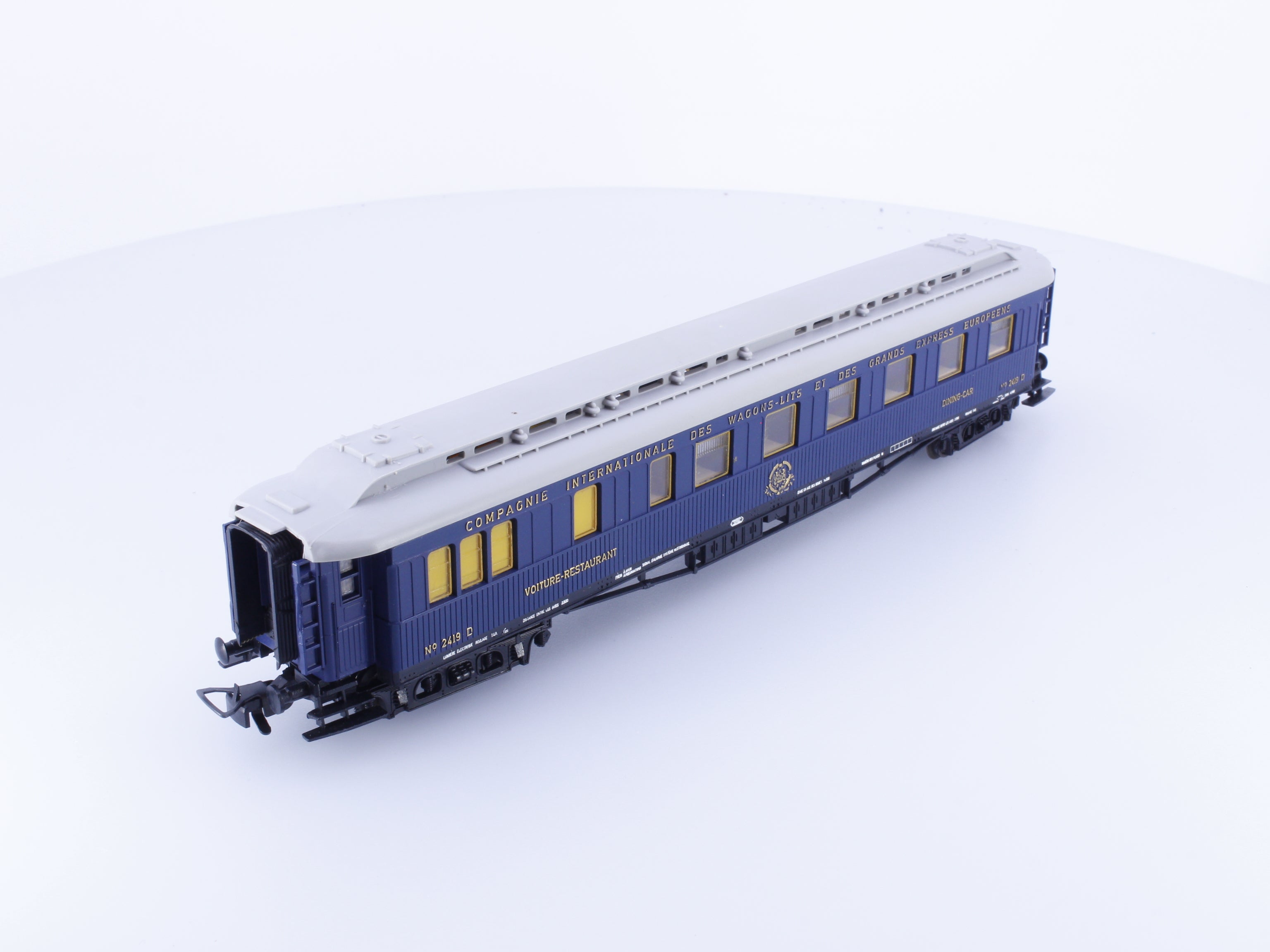 Liliput 26100 HO SNCF Orient Express Dining Coach 2419 D
