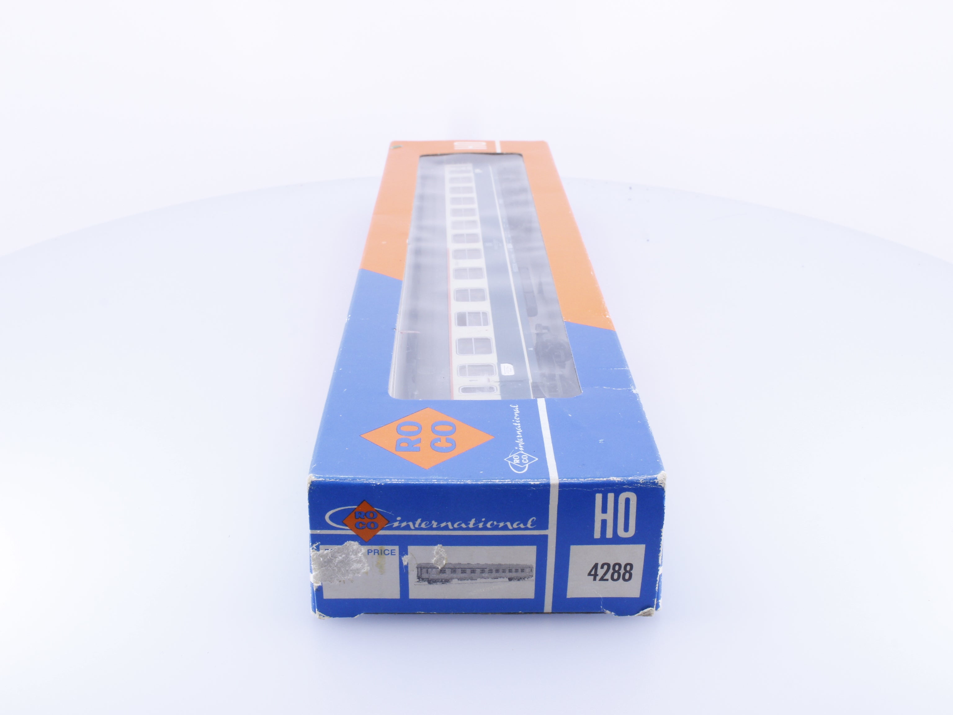 Roco 4288 HO DB 1st/2nd Class Passenger Coach with Interior Lighting and End Lights 518030