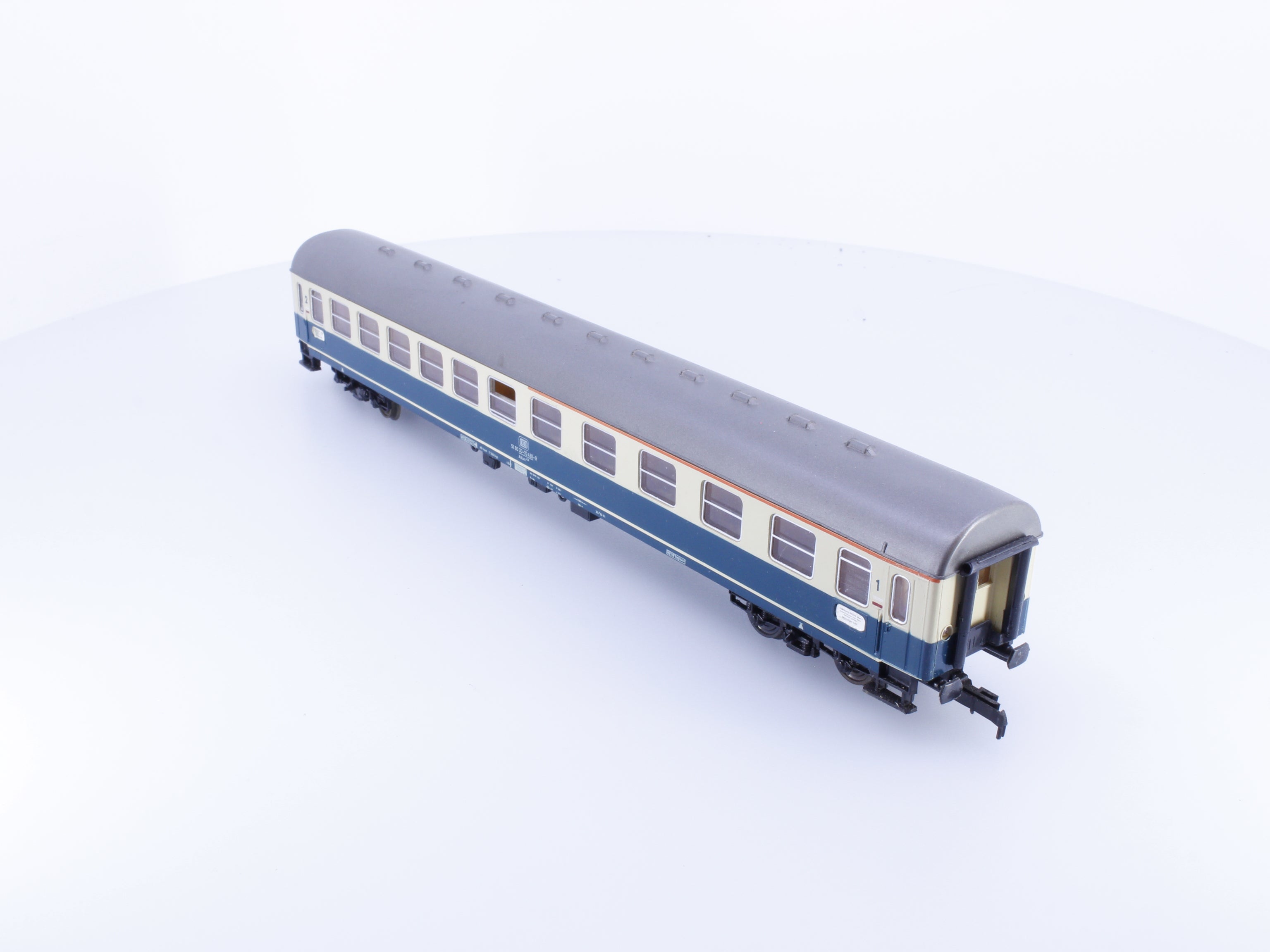 Roco 4288 HO DB 1st/2nd Class Passenger Coach with Interior Lighting and End Lights 518030
