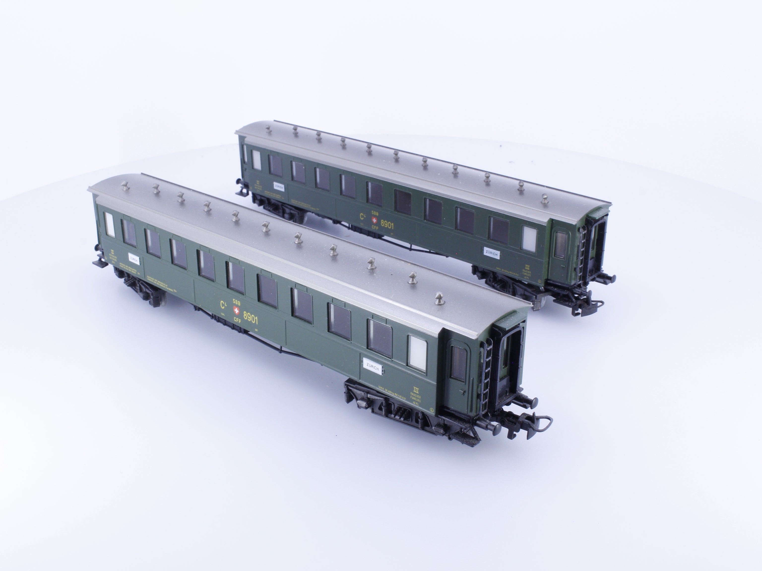 Marklin 4138 HO SBB-CFF-FFS 2 Pair 3rd Class Passenger Cars 8901