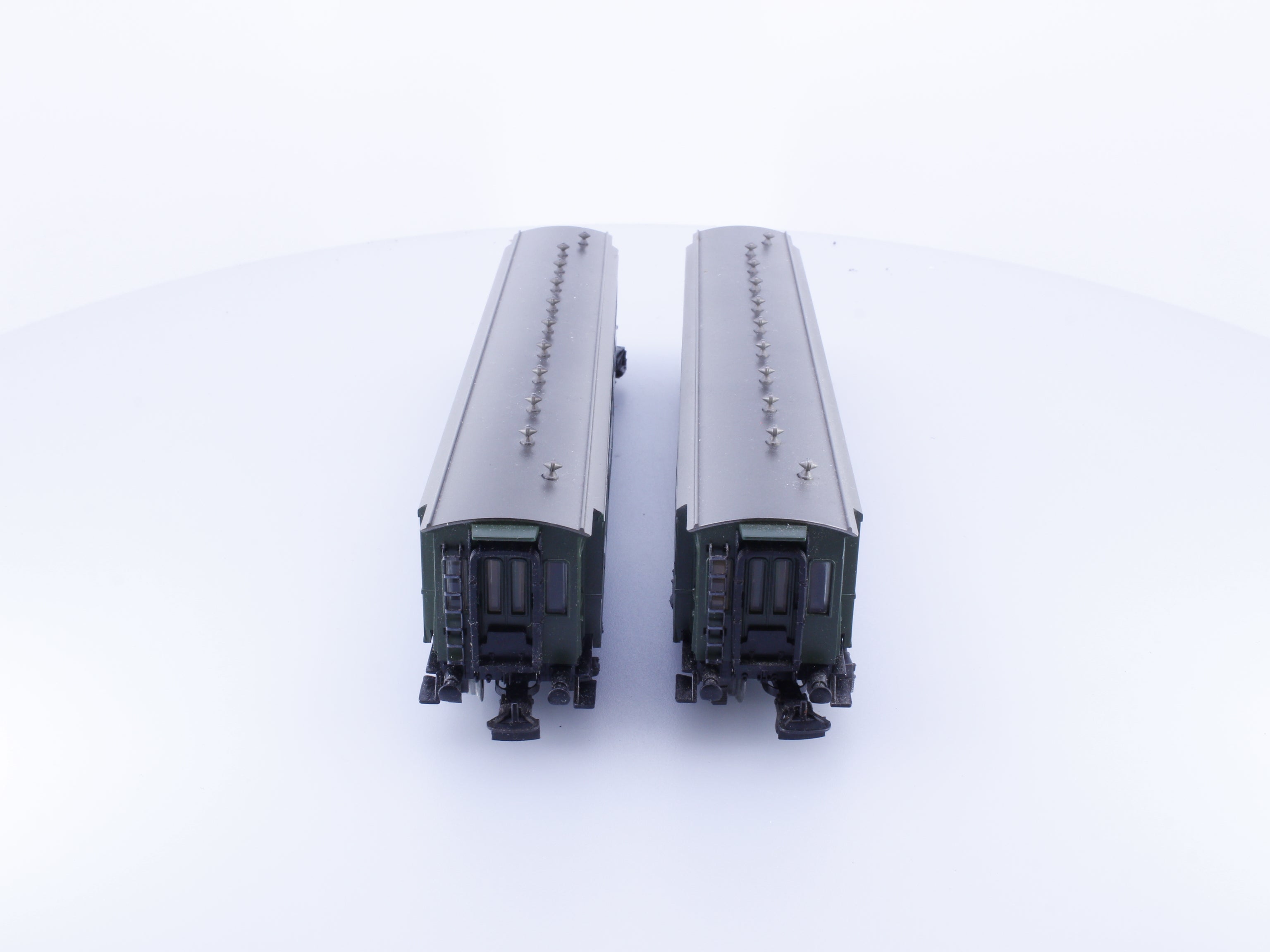 Marklin 4138 HO SBB-CFF-FFS 2 Pair 3rd Class Passenger Cars 8901