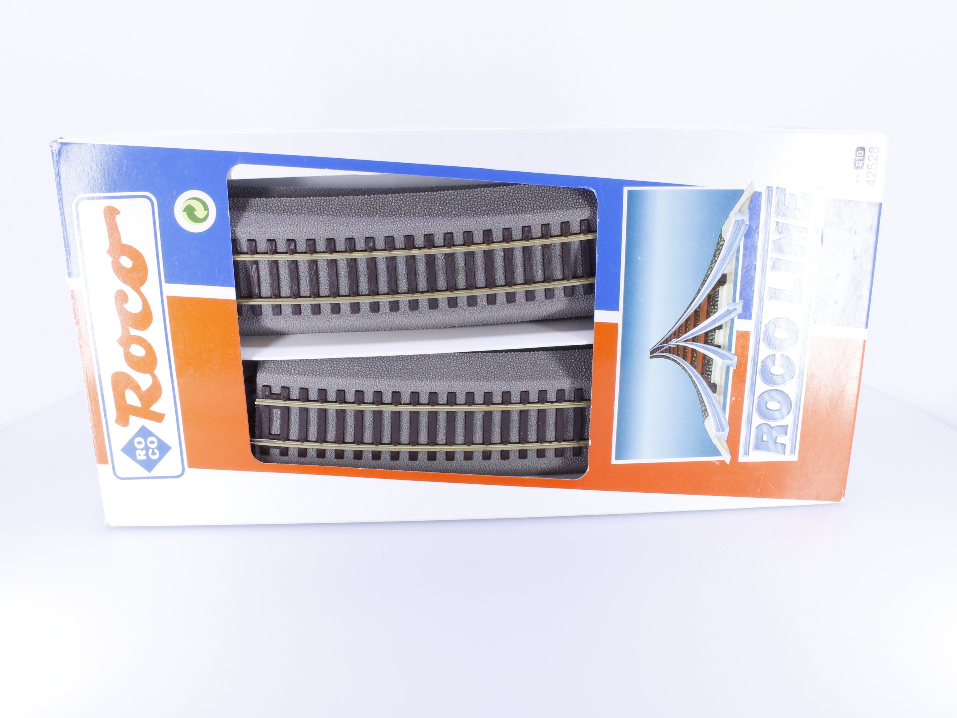 Roco 42528 HO R10 Curved Track 4 Pieces