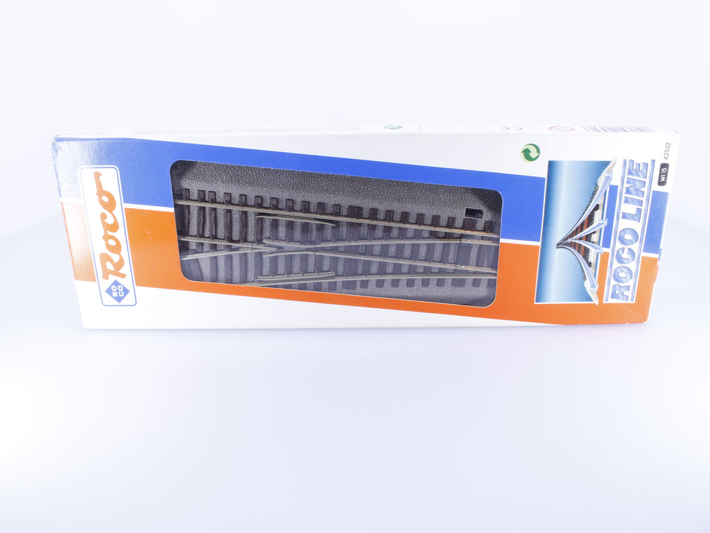 Roco 42532 HO Left Hand Manual Turnout (#1)