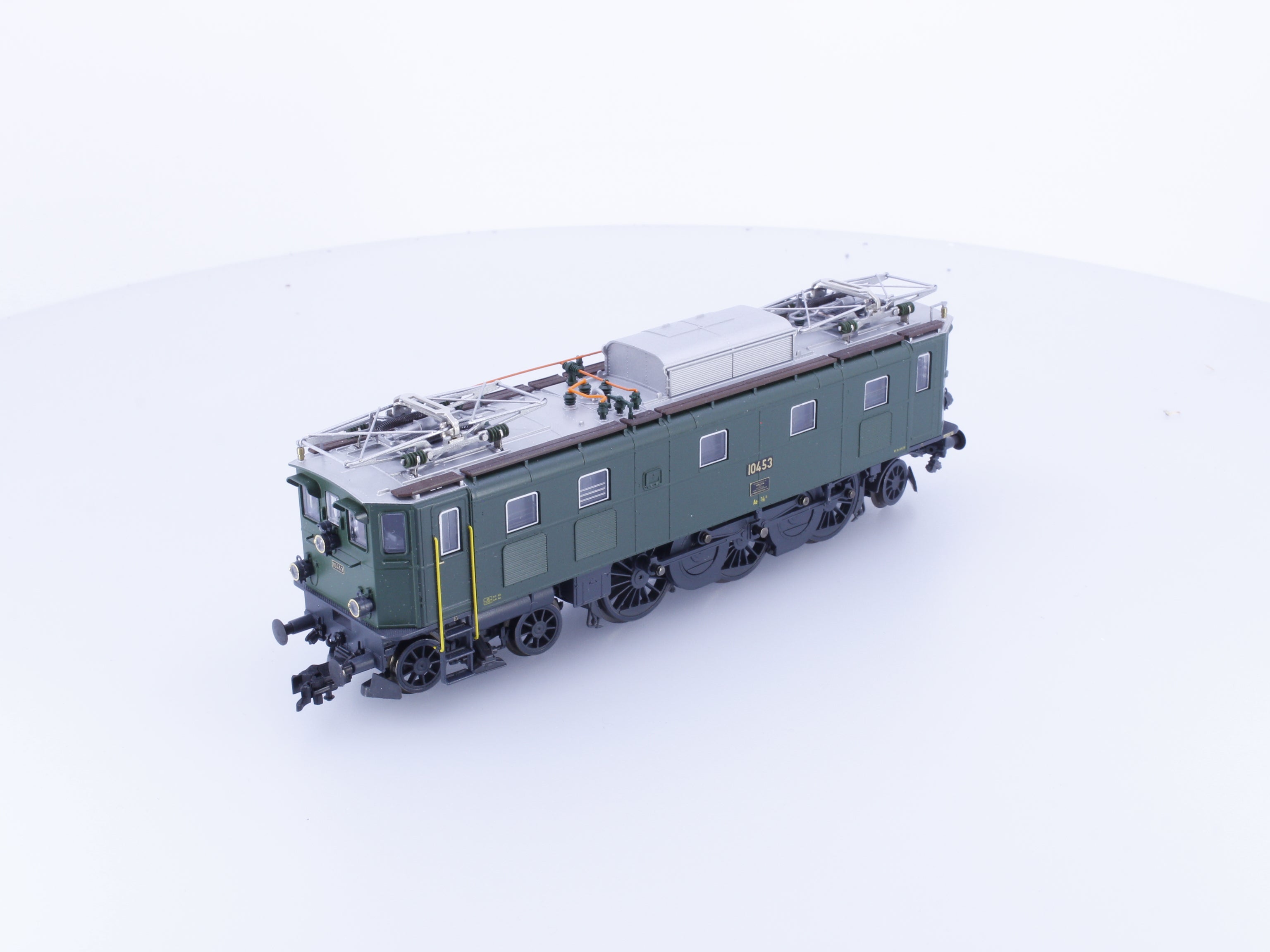 Roco 62401 HO SBB-CFF-FFS Ae 3/6 E-Lok 10453 DCC