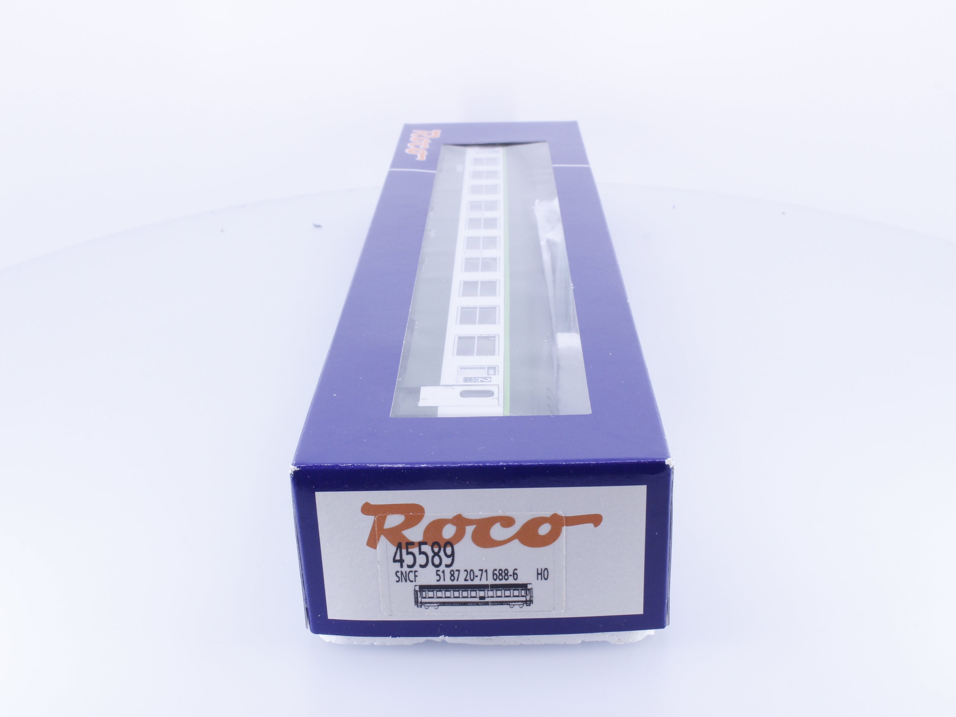 Roco 45589 HO SNCF Personenwagen 2.KL 688-6