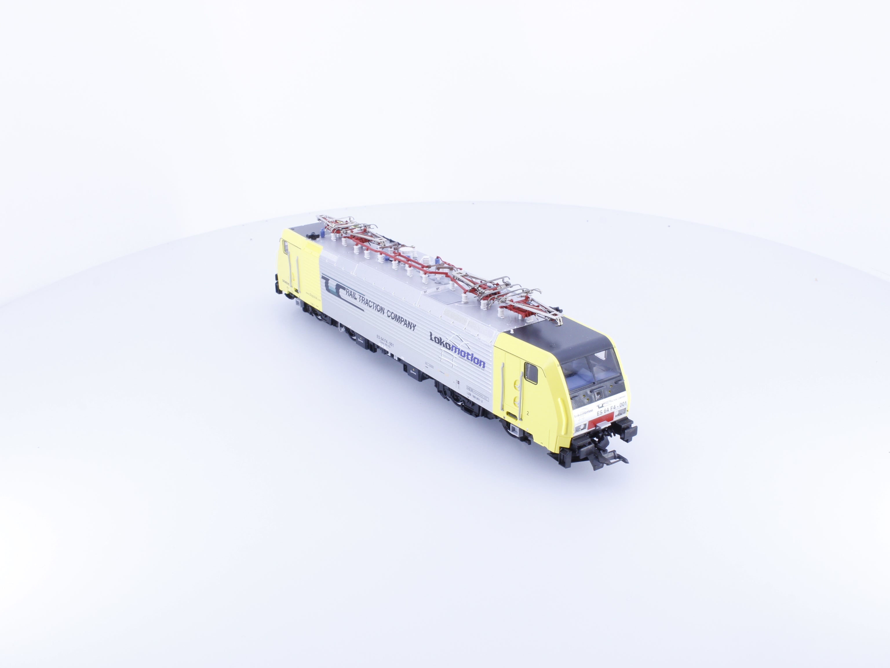 Roco 63665 HO Private ES 64 Rail Traction Company Lokomotion E-Lok F4-001 DCC Ready