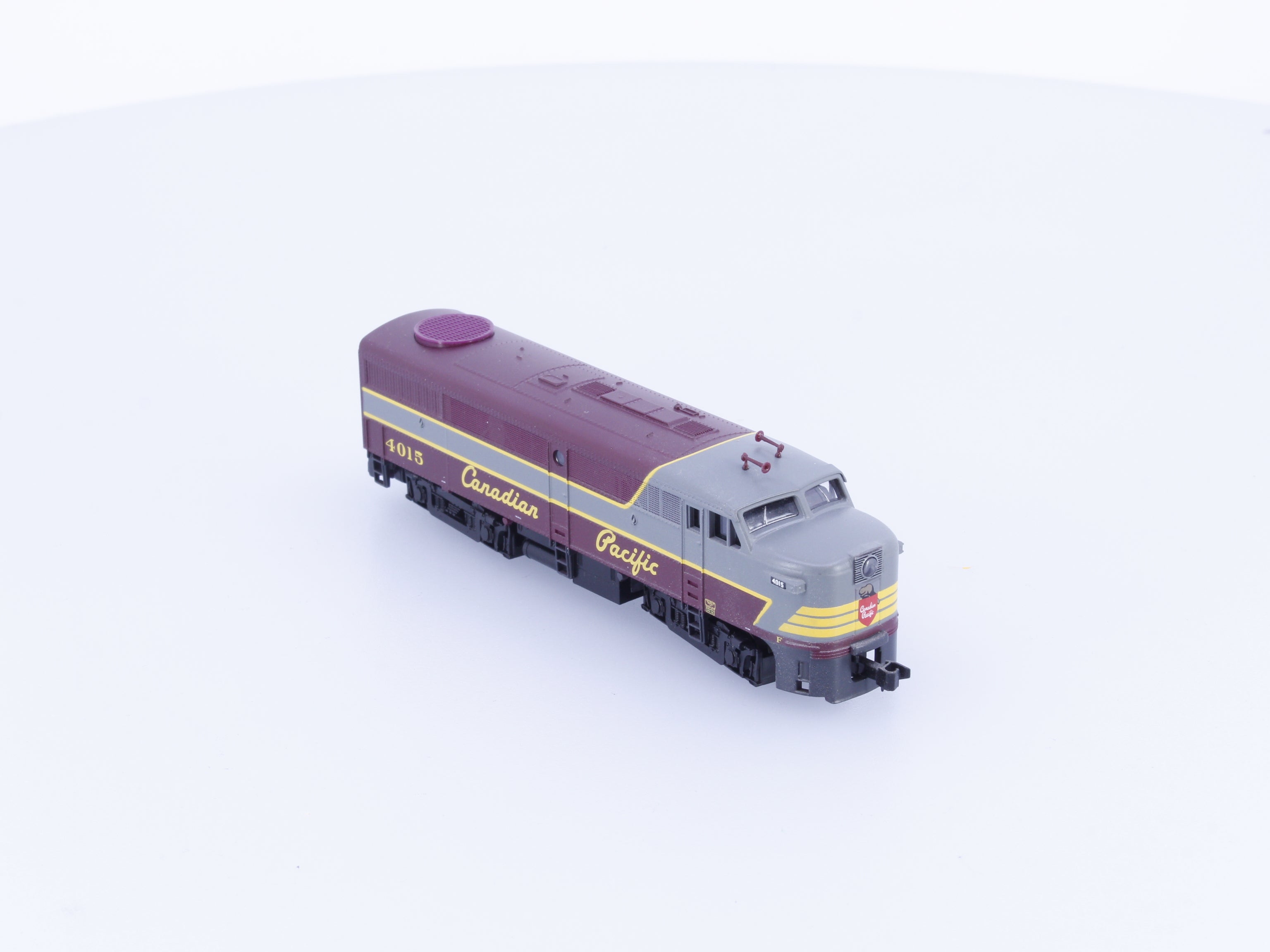 Life-Like 760006 N FA1 Diesel Locomotive Canadian Pacific (CP) 4015 Analog DC