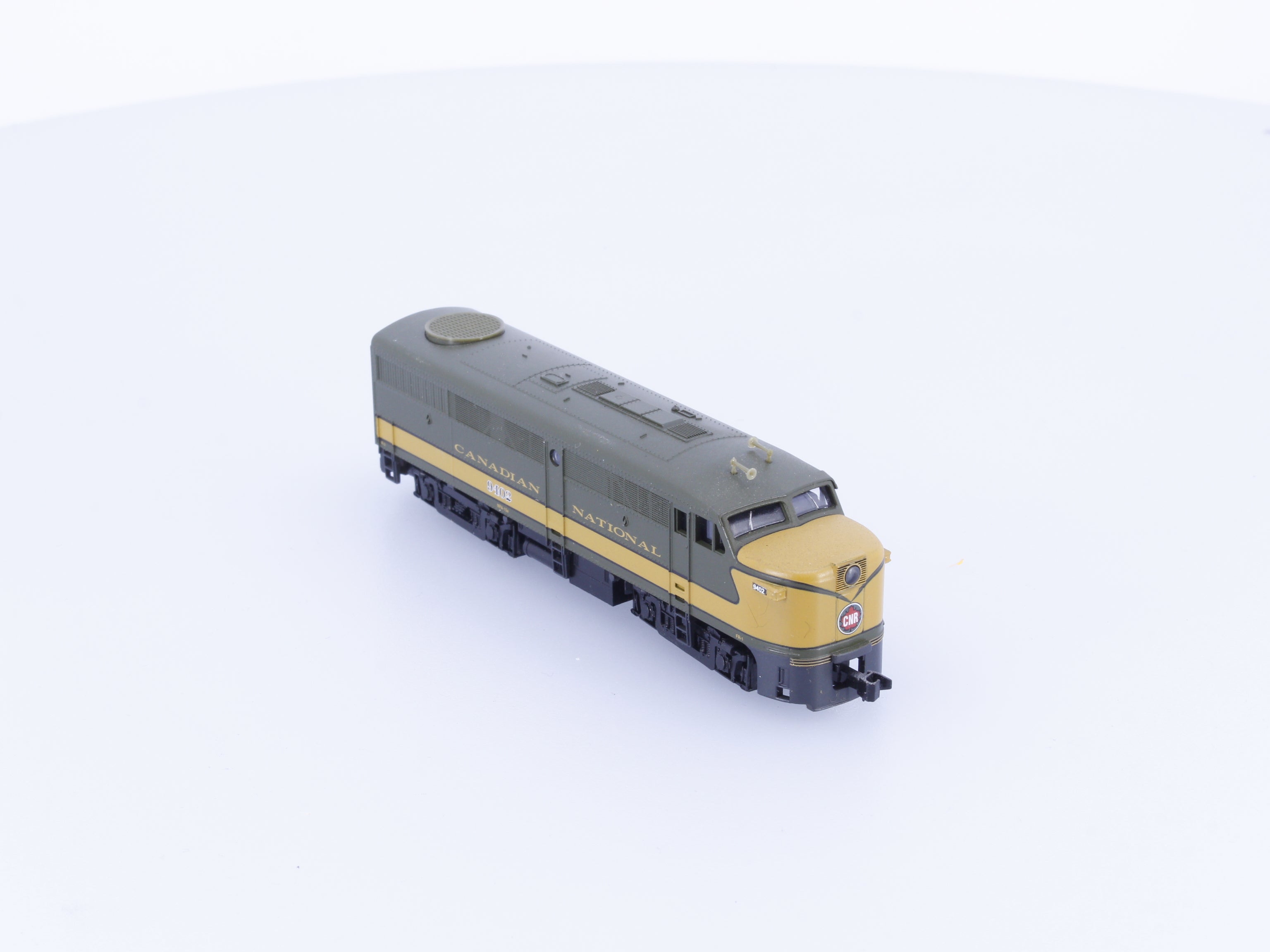 Life-Like 760002 N FA1 Diesel Locomotive Canadian National (CN) 9402 Analog DC