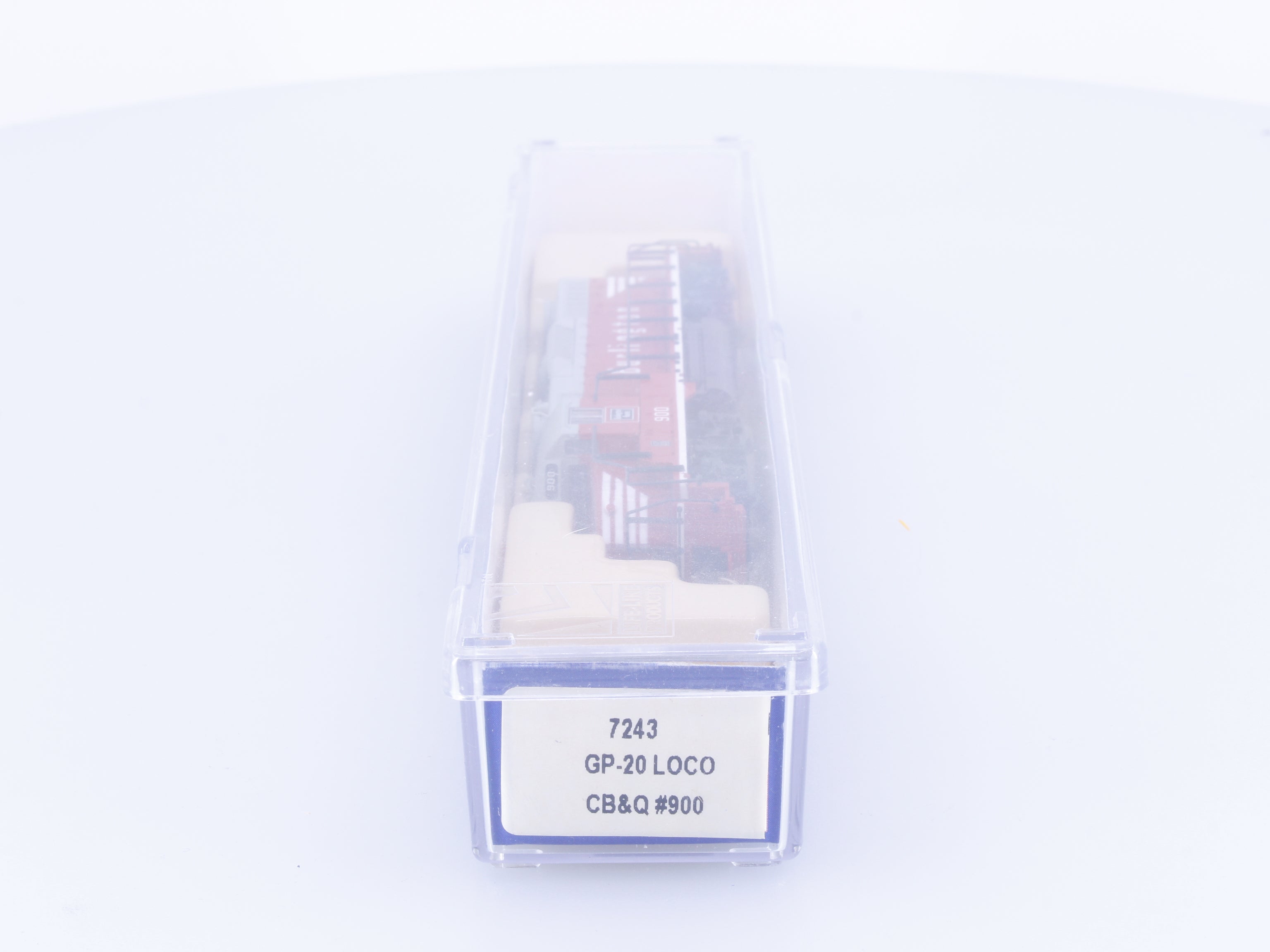 Life-Like 7243 N GP-20 Diesel Locomotive Chicago Burlington and Quincey (CBQ) 900 Analog DC