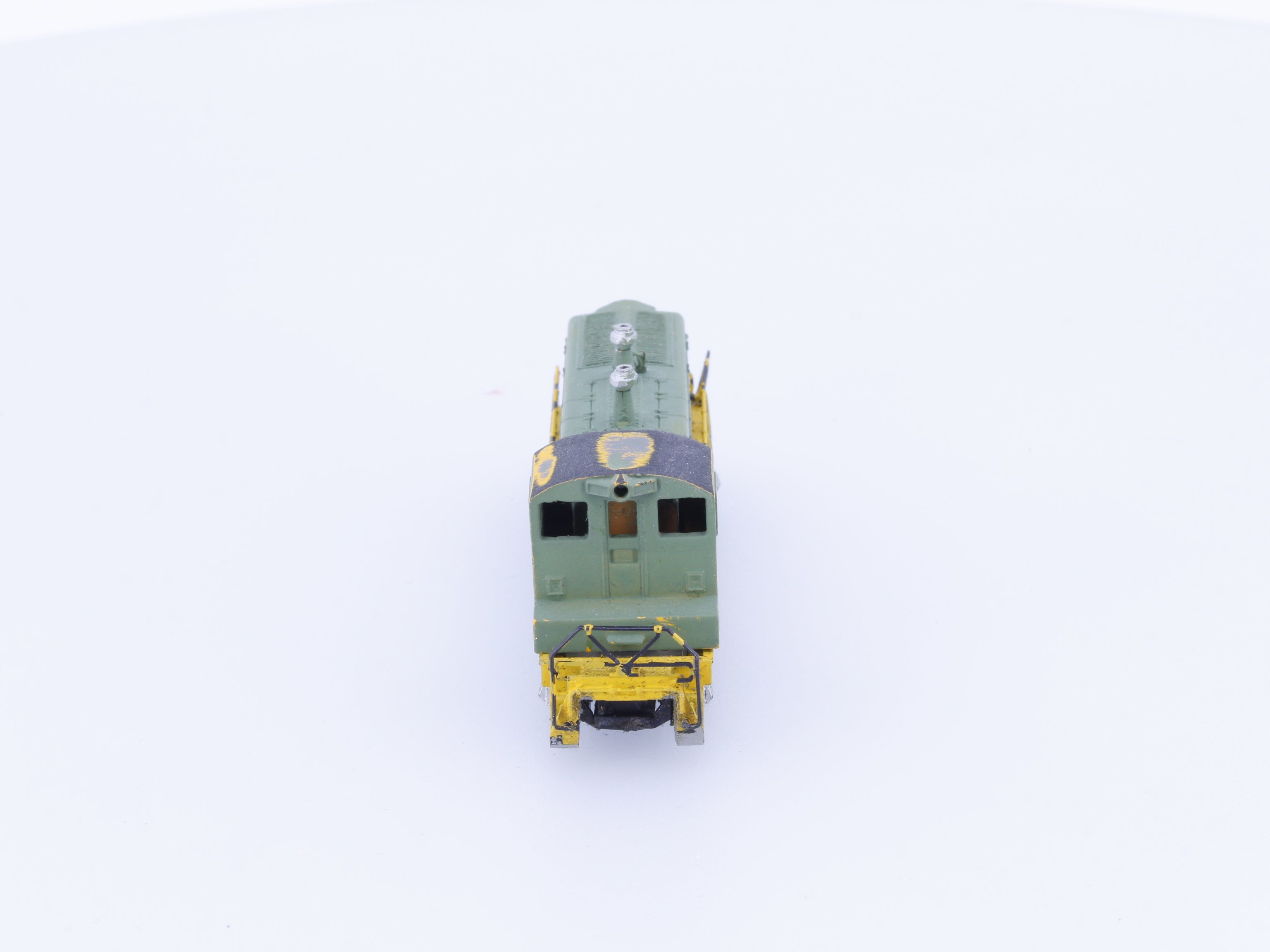 Arnold 12PCR N Diesel Locomotive Penn Central (PC) 12 Analog DC
