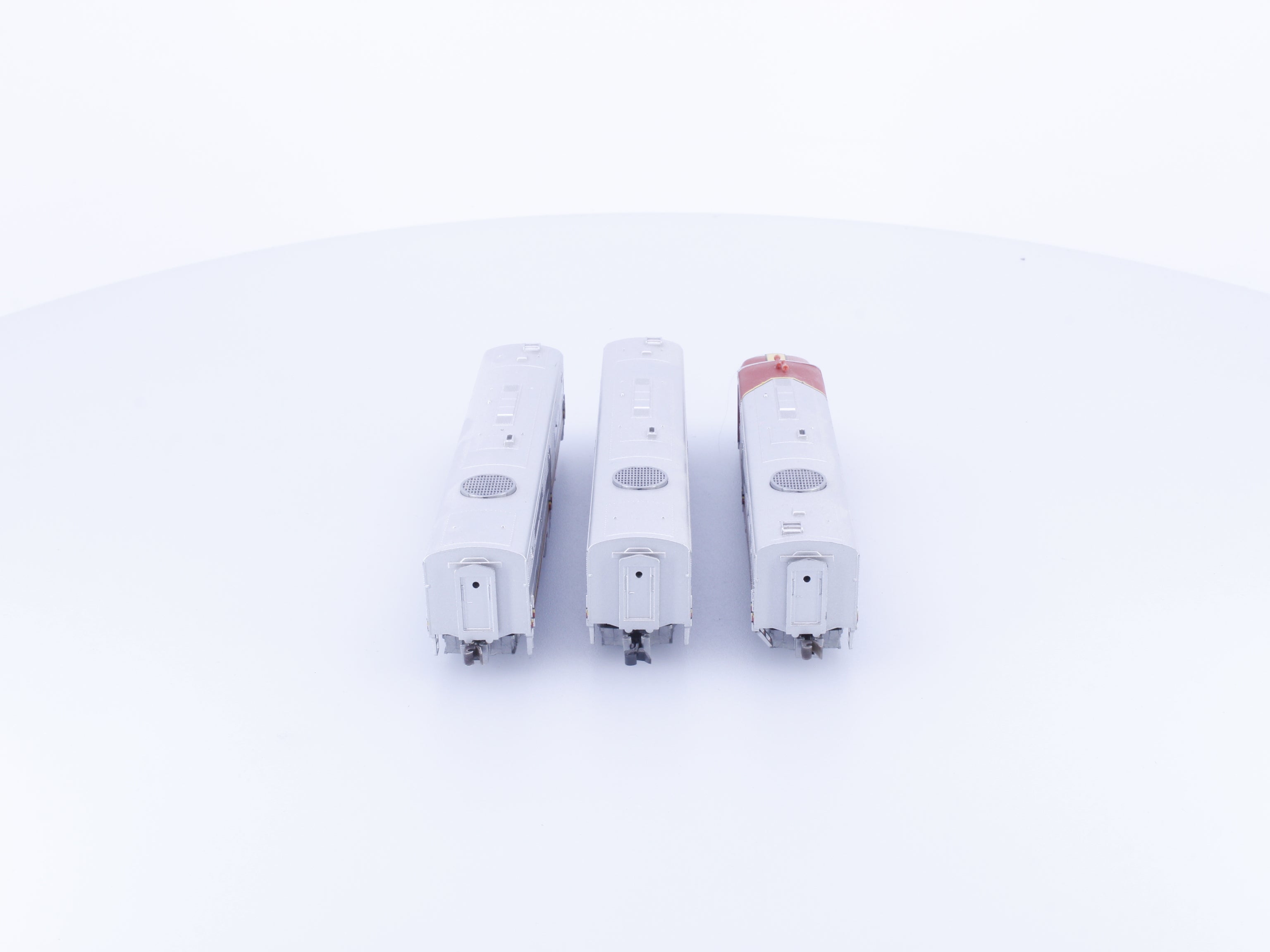 Life-Like 7049/7051/7051 N Alco PA PB PB 3 Piece Set of Diesel Locomotives. Only PA Powered Atchison Topeka and Santa Fe (ATSF) 51 51A 51A Analog DC