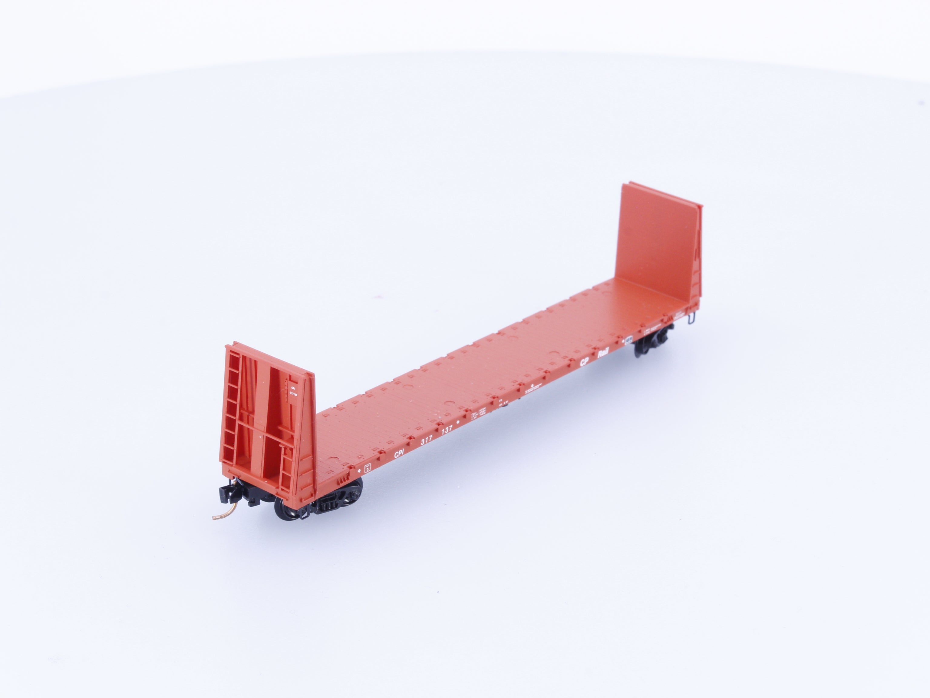 Micro Trains 54070 N 61'8" Bulkhead Flatcar Canadian Pacific (CP) 317137