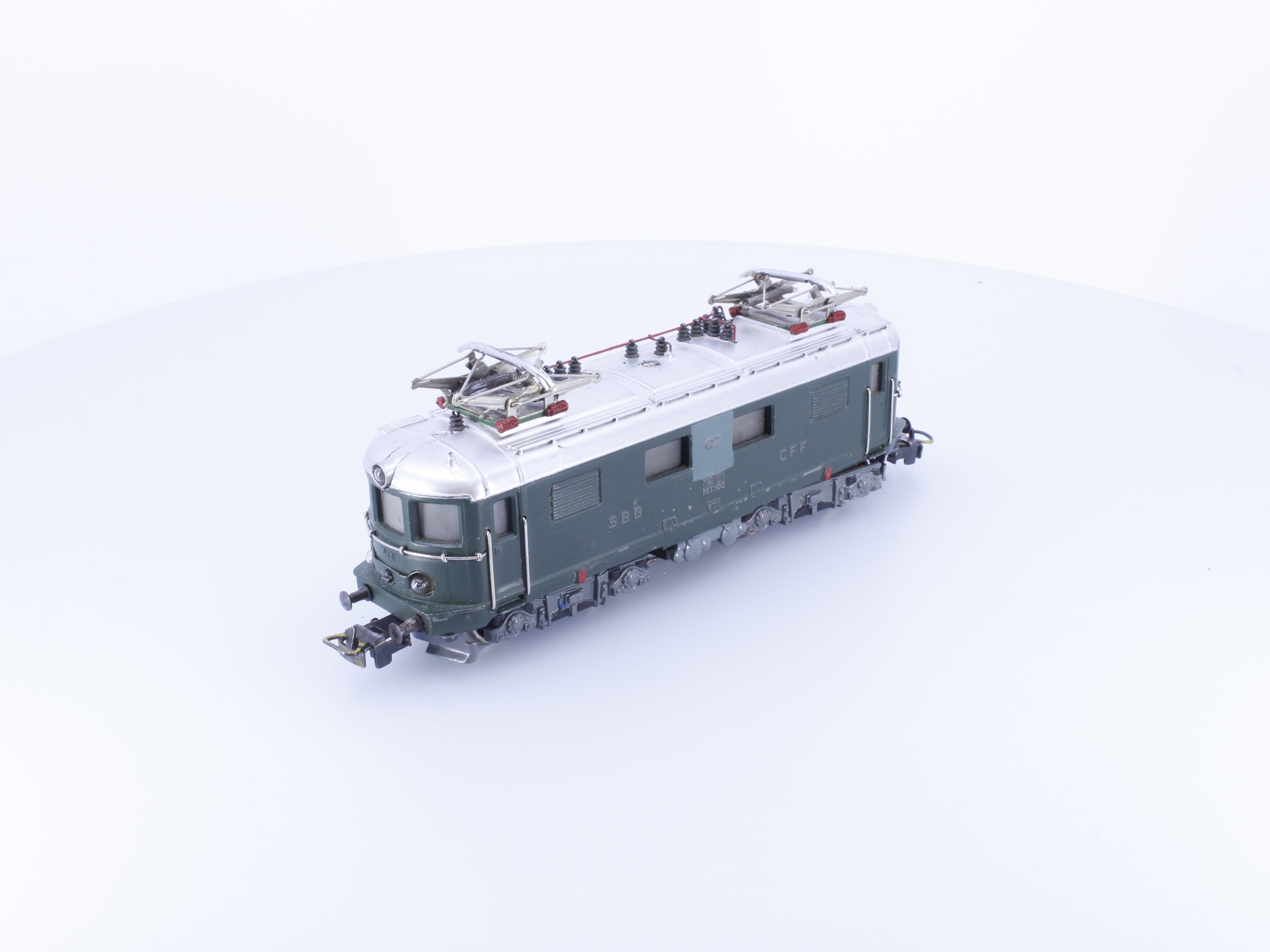 Marklin 3014 HO SBB-CFF-FFS RET800 Re4/4 Electric Locomotive 427 Analog AC