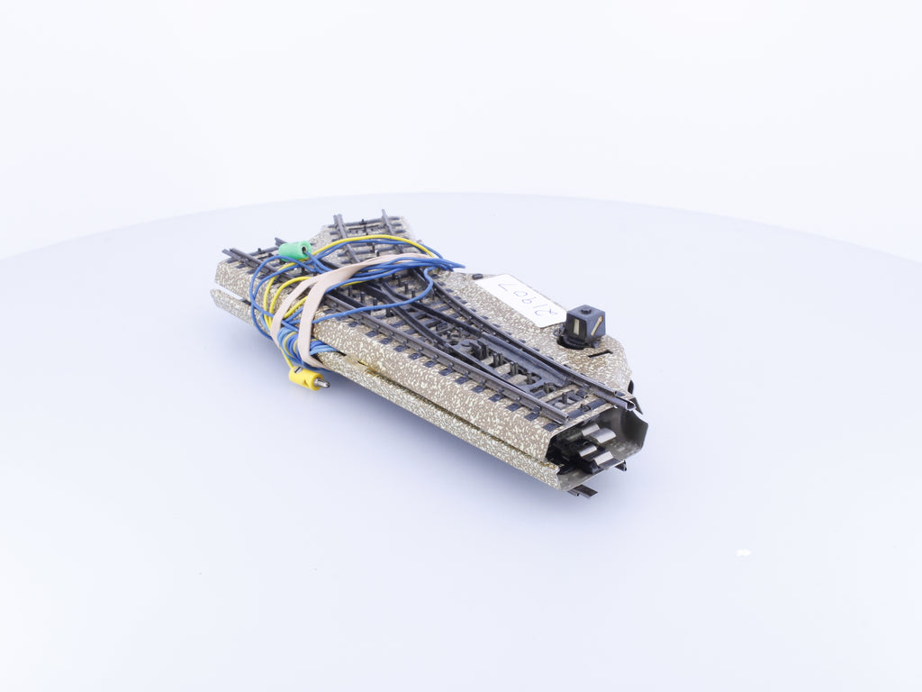 Marklin 5118/5119 HO 1 Pair of M Track Electric Turnouts