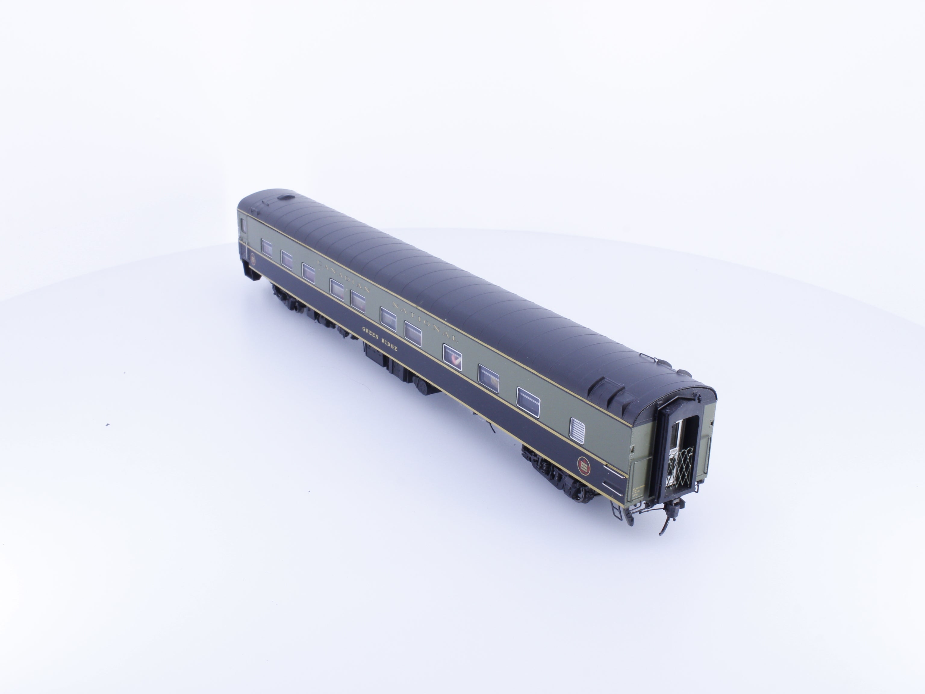 Rapido 113070 HO Green Sleeper Passenger Car Canadian National (CN) Green Ridge