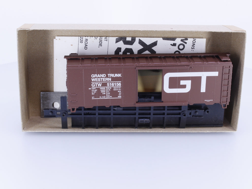 Athearn 1211 HO 40' Boxcar Kit Grand Trunk Western (GTW) 516156