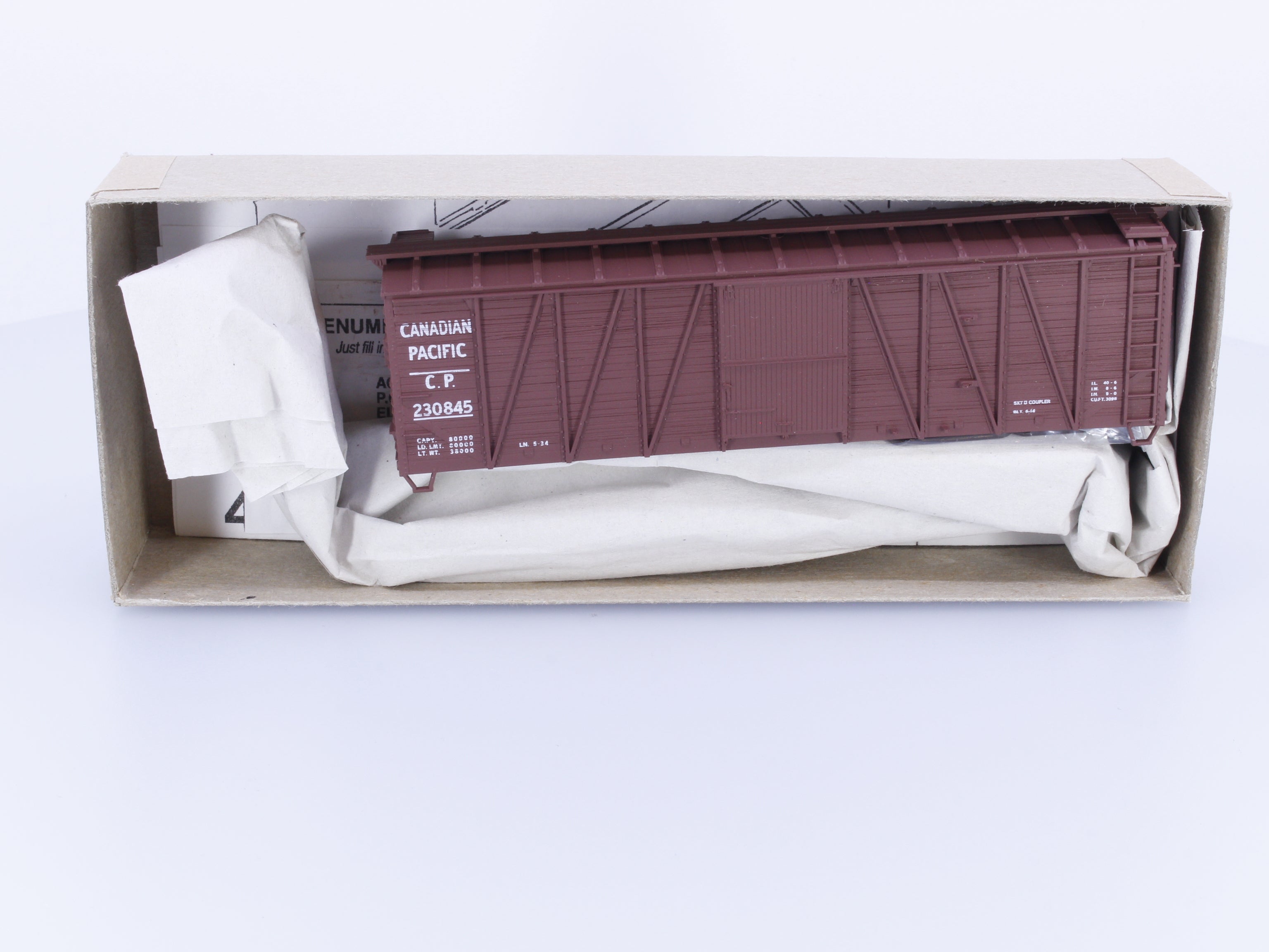 Accurail 4308 HO 40' Outside Braced Boxcar MTL Ends Kit Canadian Pacific (CP) 230845