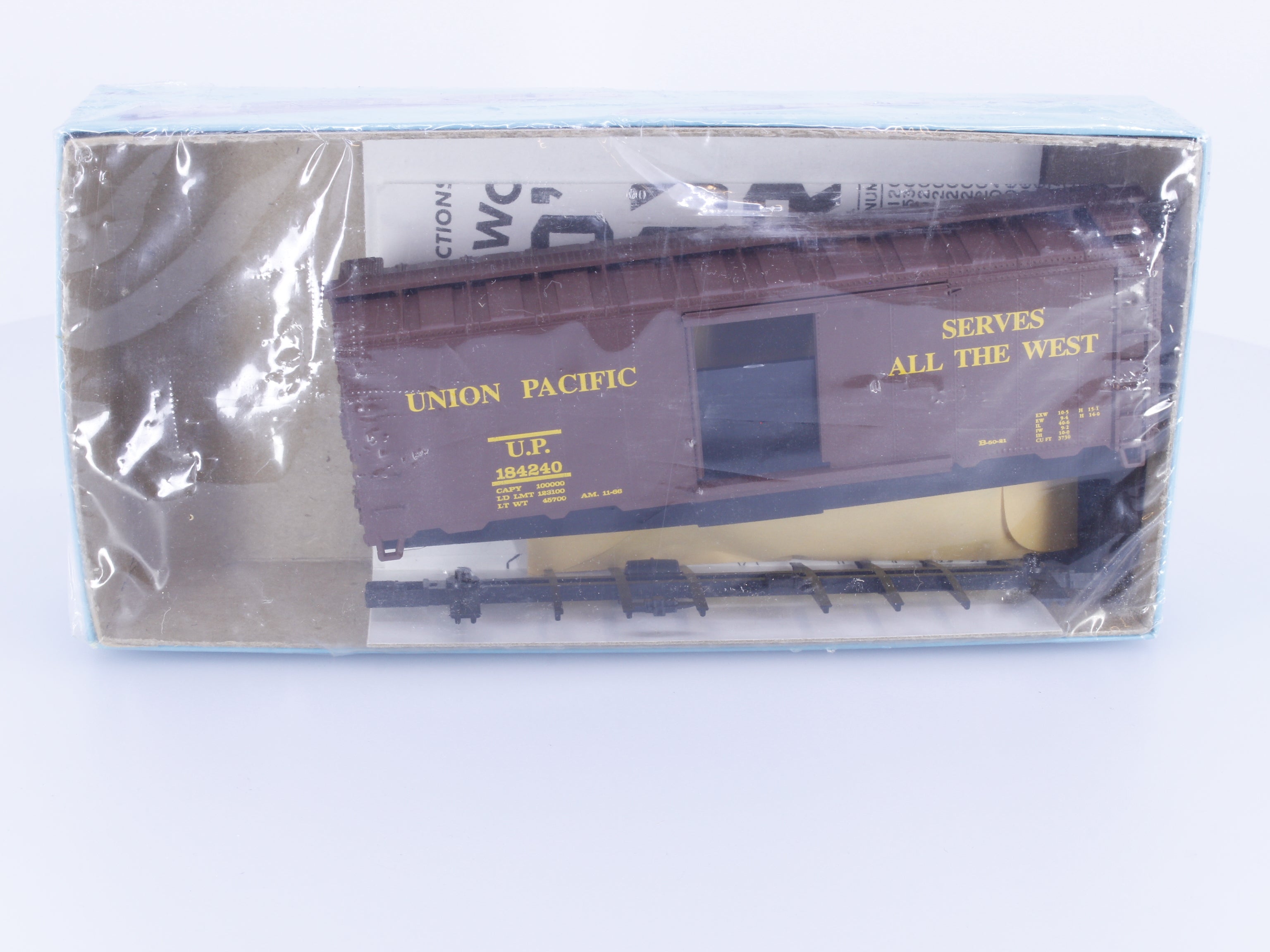 Athearn 5012 HO 40' Boxcar Kit Union Pacific (UP) 184240