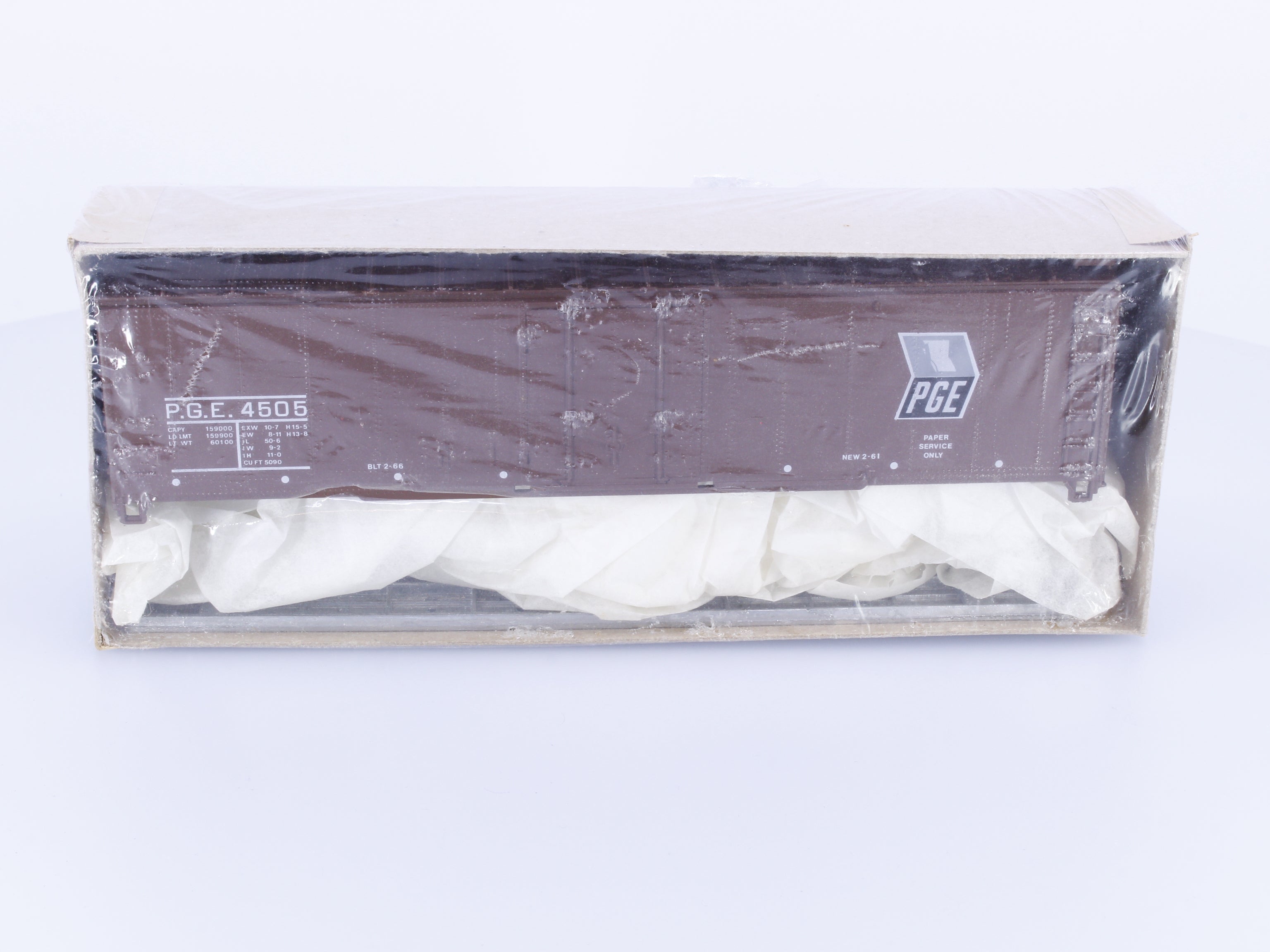 Roundhouse 1266 HO 50' Plug Door Boxcar Kit Pacific Great Eastern (PGE) 4505