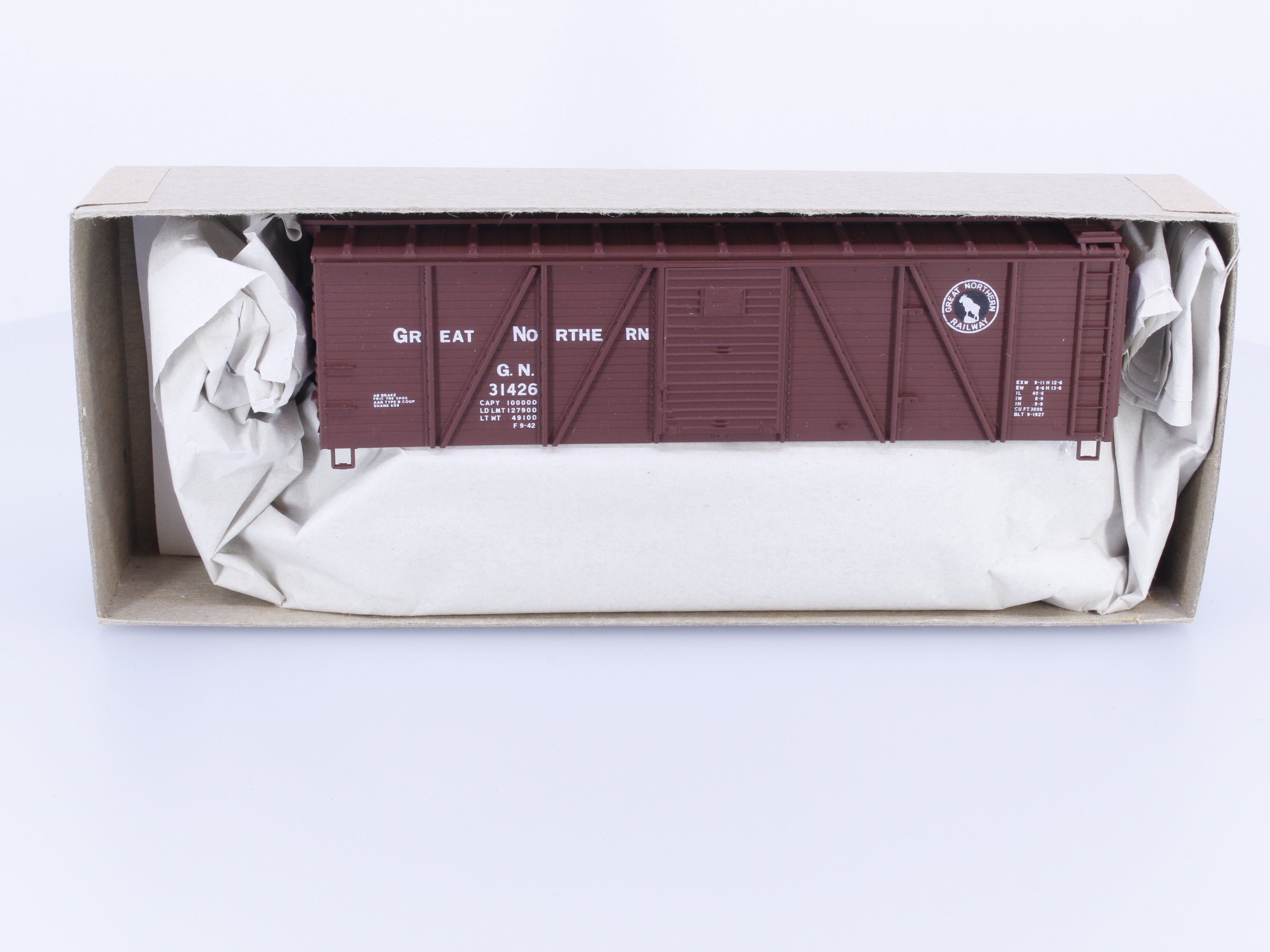 Accurail 7107 HO 40' 6 Panel Wood Boxcar Kit Great Northern (GN) 31426