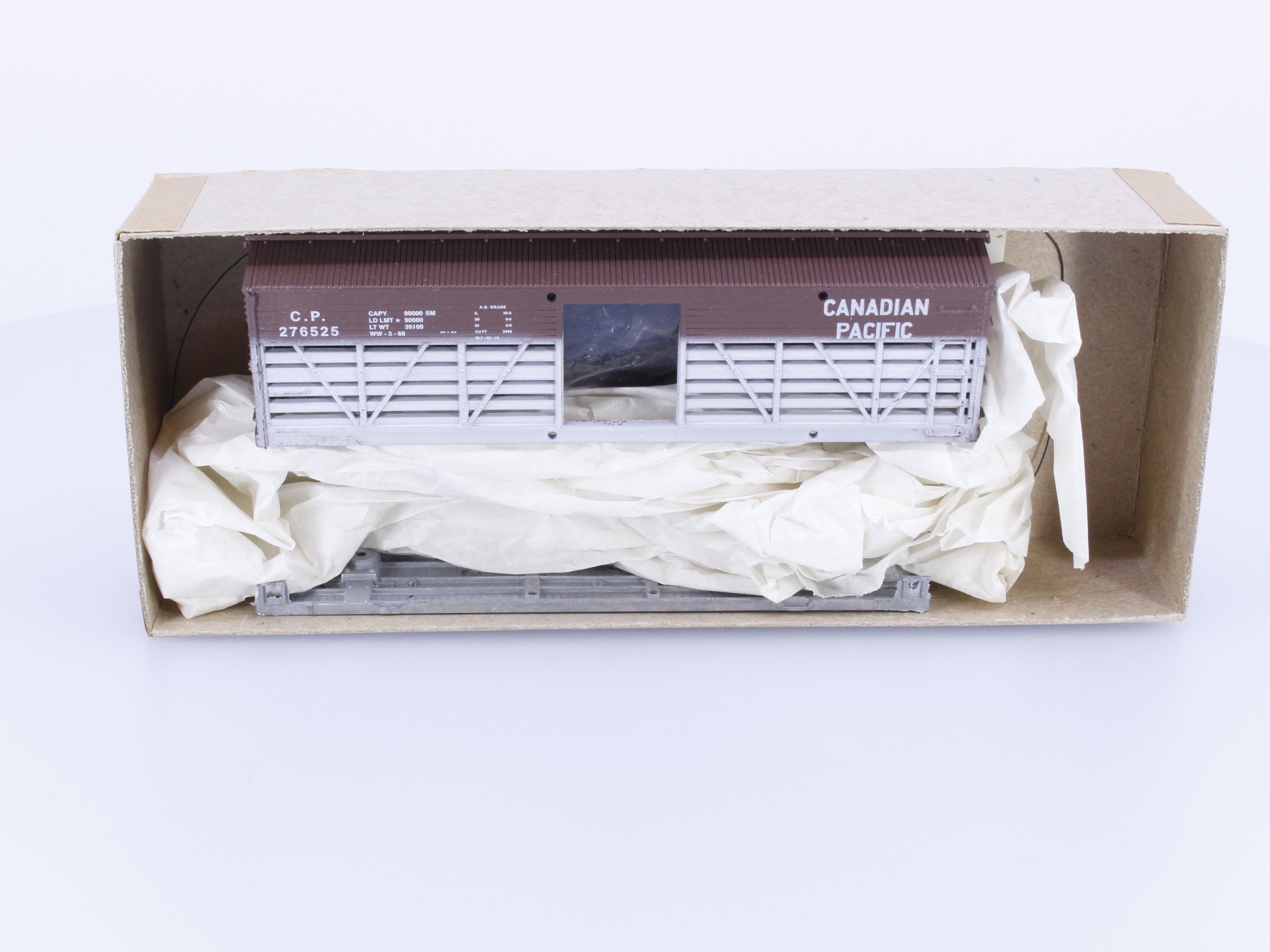 Trains Canada 1-207 HO 36' Wood Stock Car Kit Canadian Pacific (CP) 276525