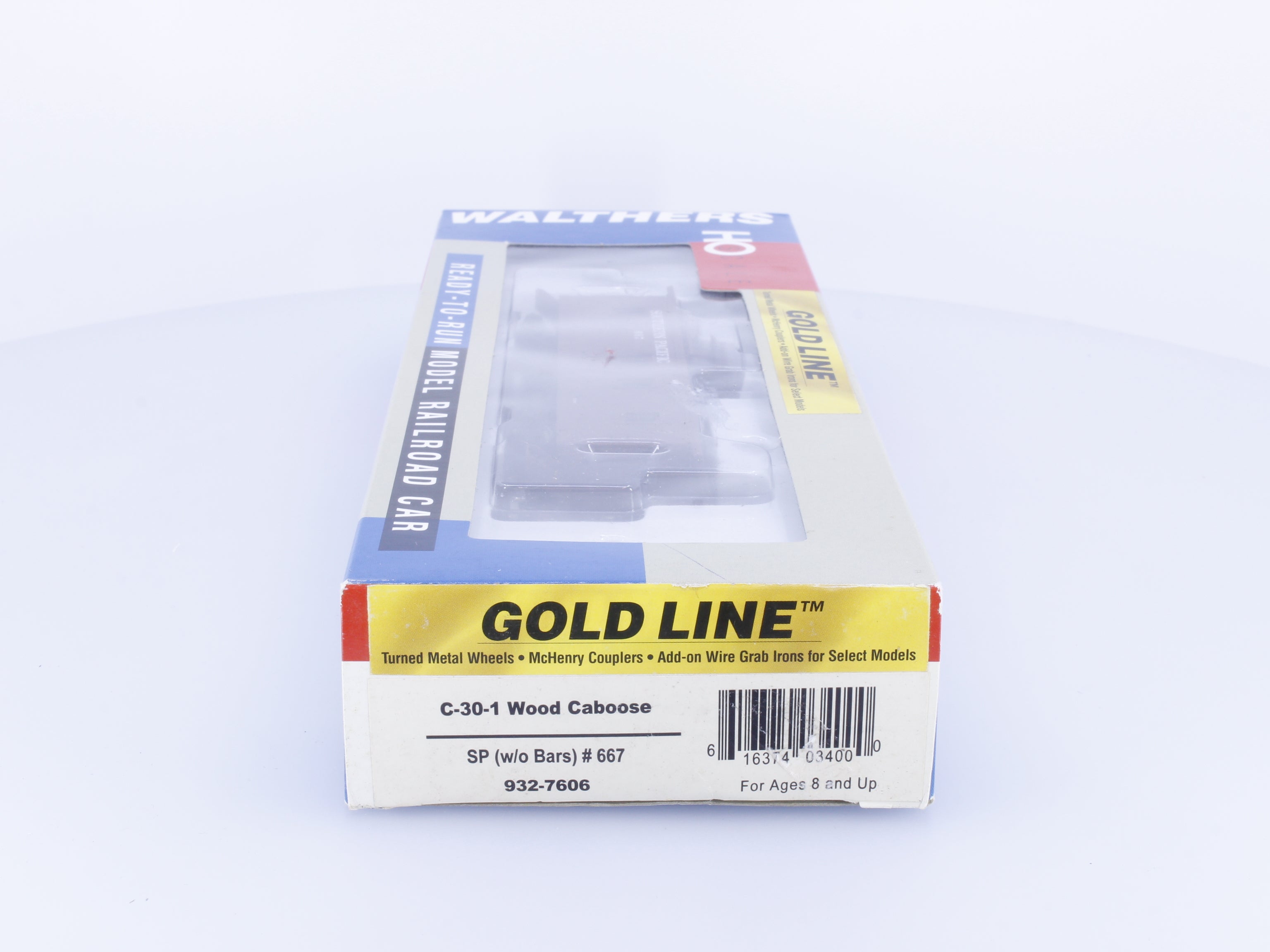 Walthers 932-7606 HO C-30-1 Wood Caboose Southern Pacific (SP) 667