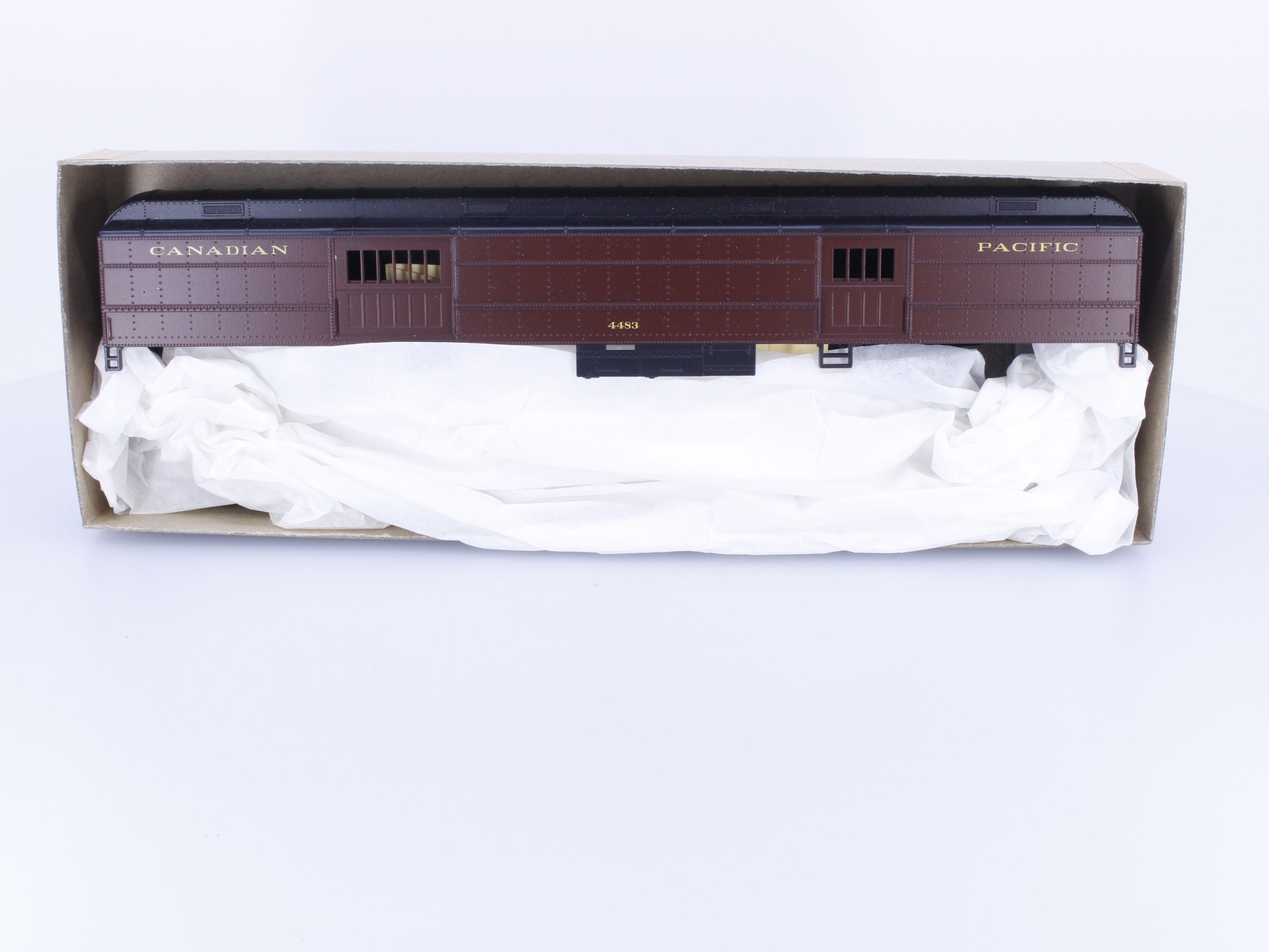 Athearn 2501 HO Standard Baggage Car Kit Canadian Pacific (CP) 4483