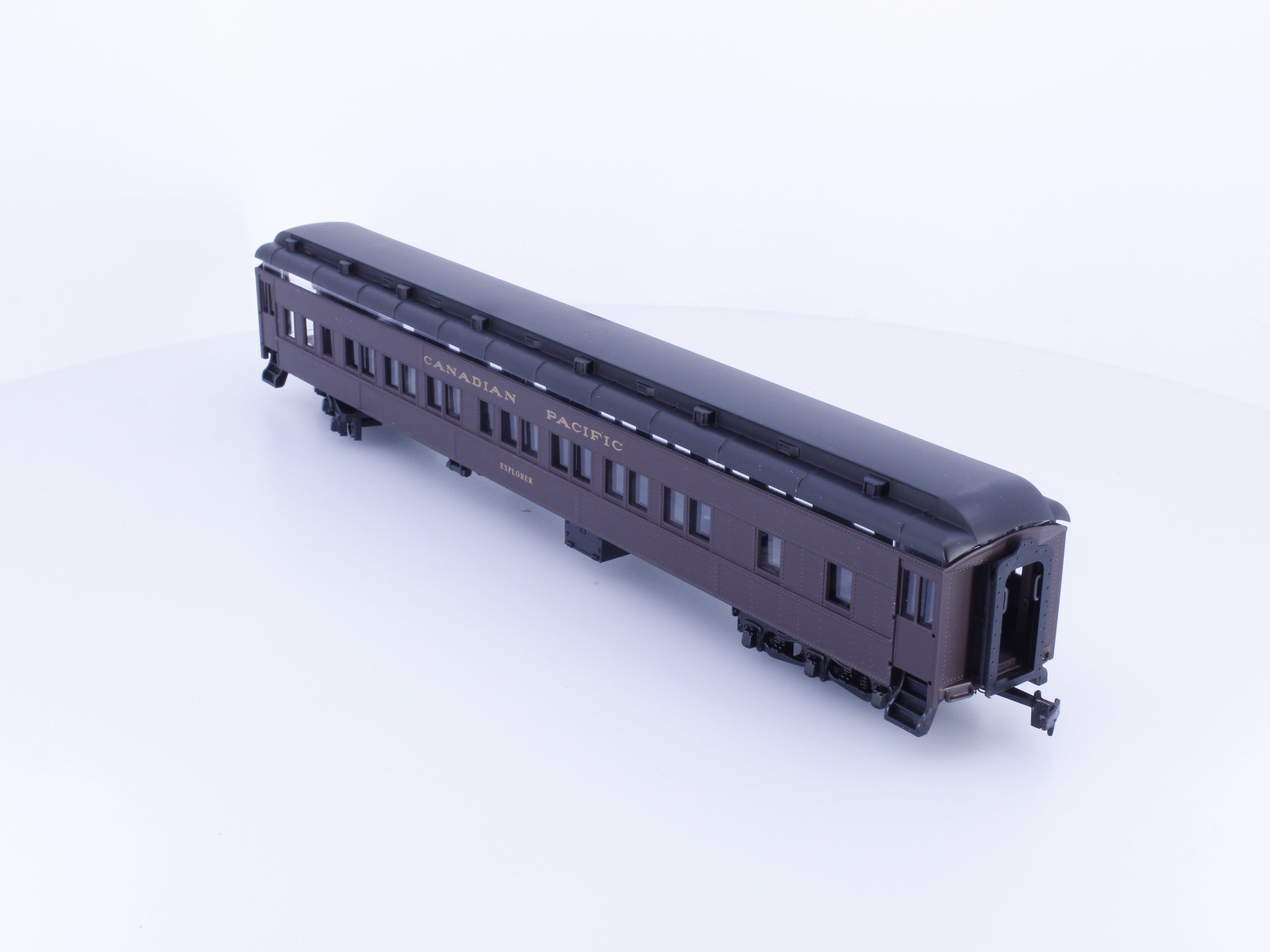 IHC 49116 HO 8-1-2 Sleeper Car Canadian Pacific (CP) Explorer