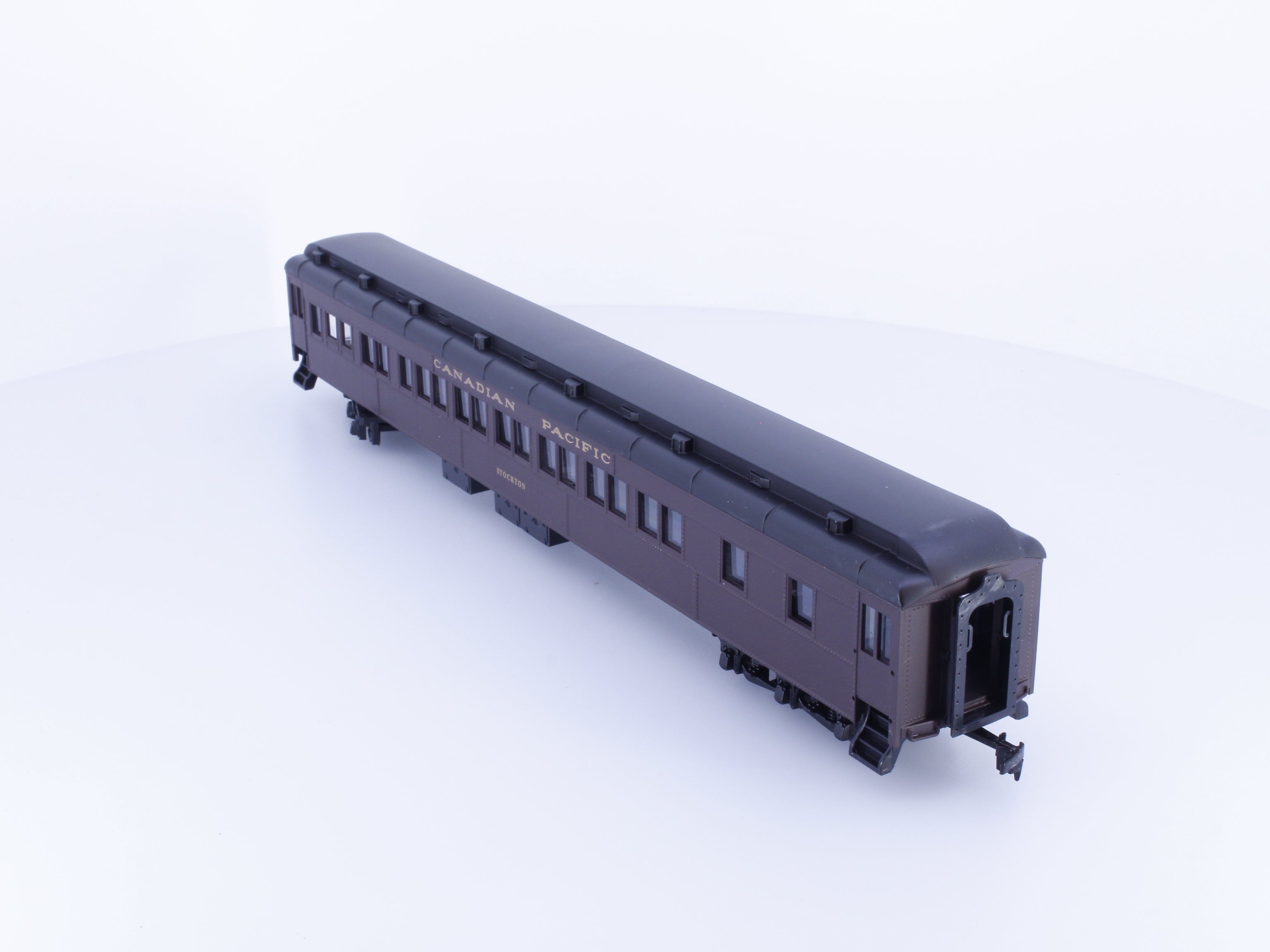 IHC 49117 HO 12-1 Sleeper Car Canadian Pacific (CP) Stockton